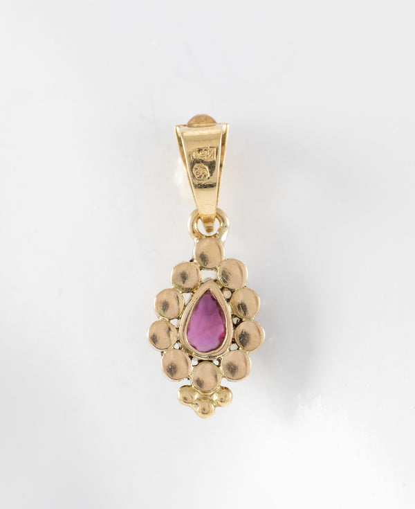 Colgante antiguo en oro amarillo 18k diamantes y granate