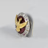 Broche en oro blanco y amarillo 18k con diamantes, rubíes y esmaltado