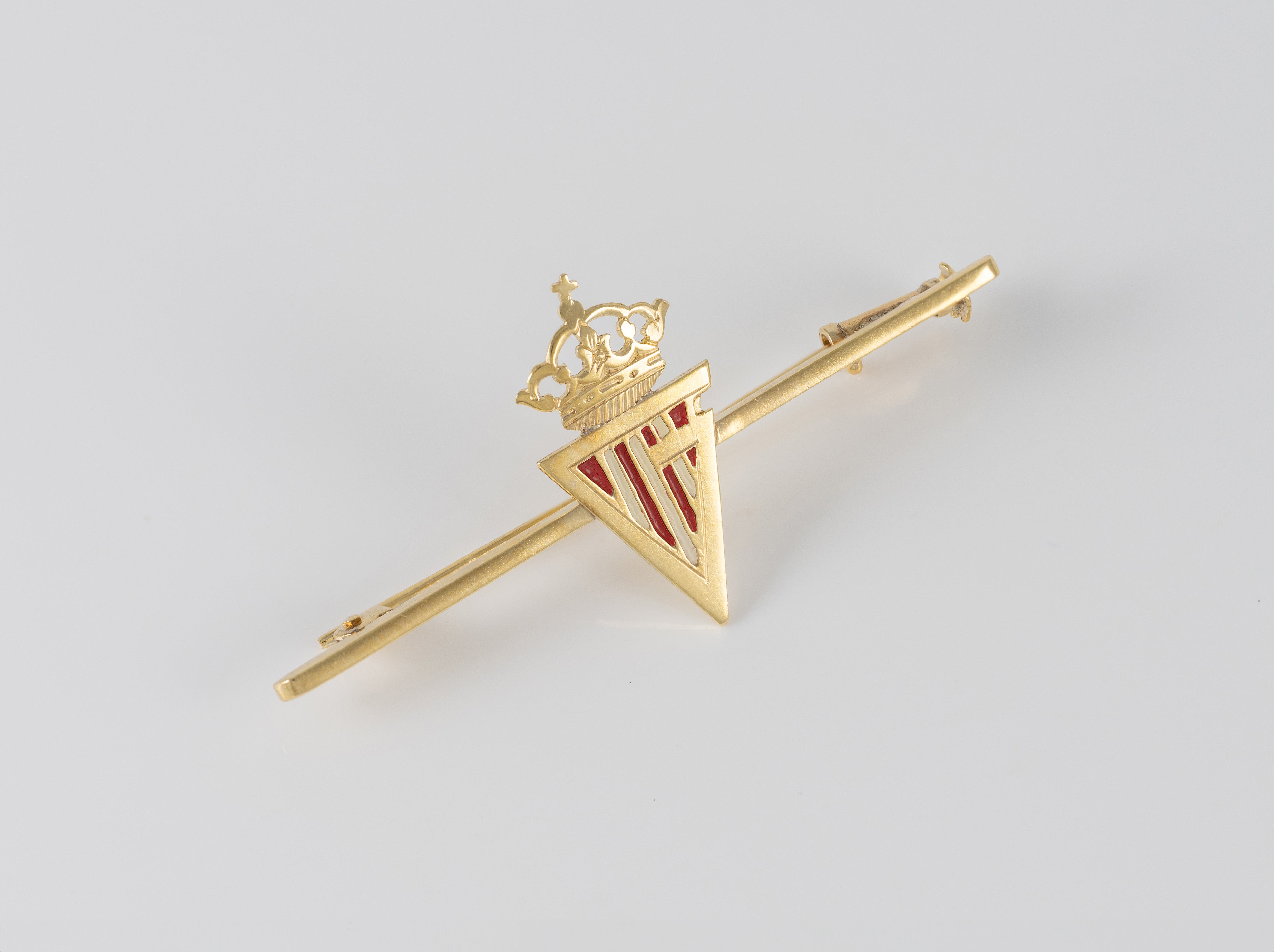Broche Sporting Gijón en oro amarillo 18k esmaltado