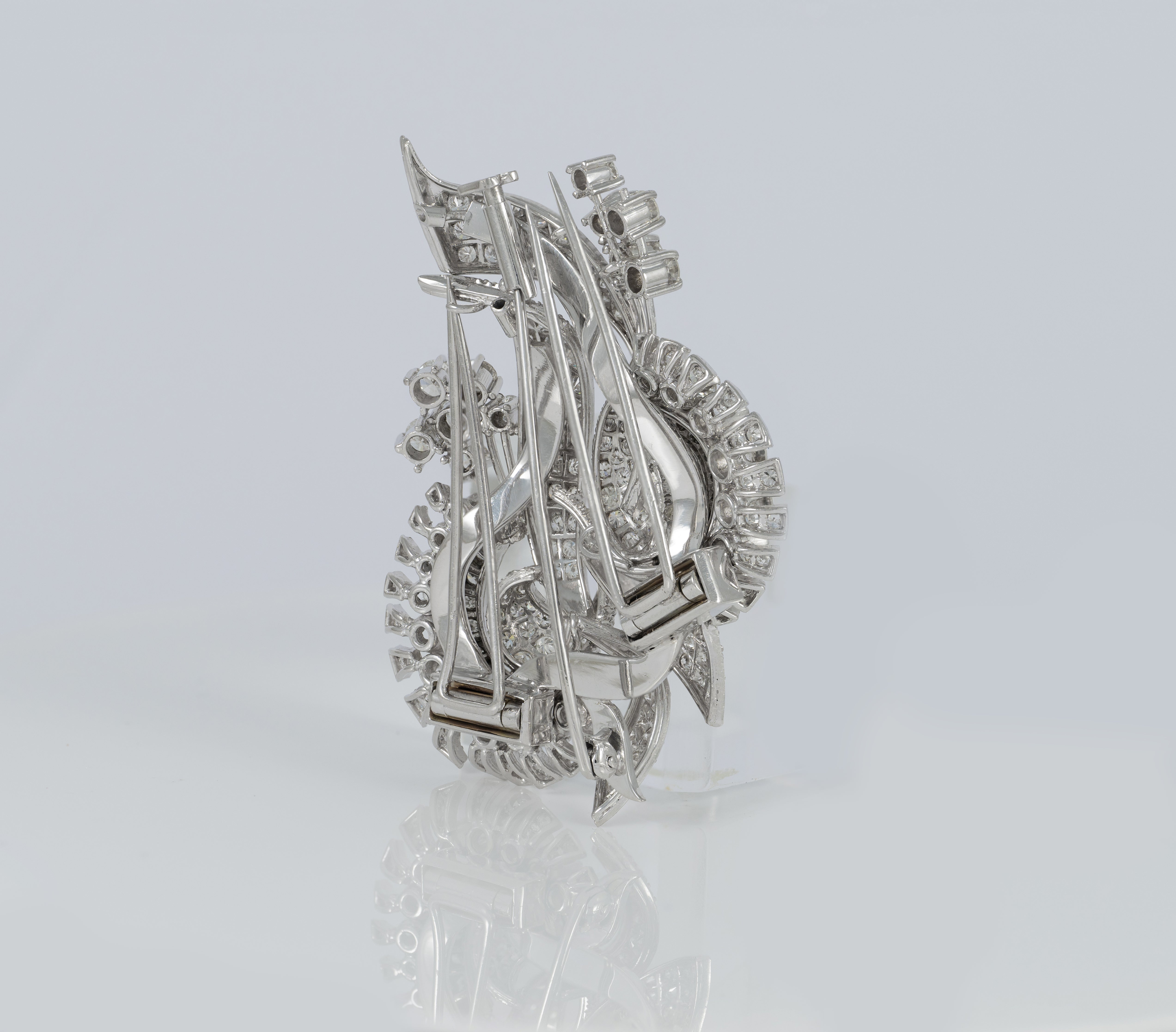 Broche doble en oro blanco 18k con diamantes 10 ct