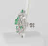 Broche antiguo en oro blanco 18k con esmeraldas y diamantes 1.34 ct