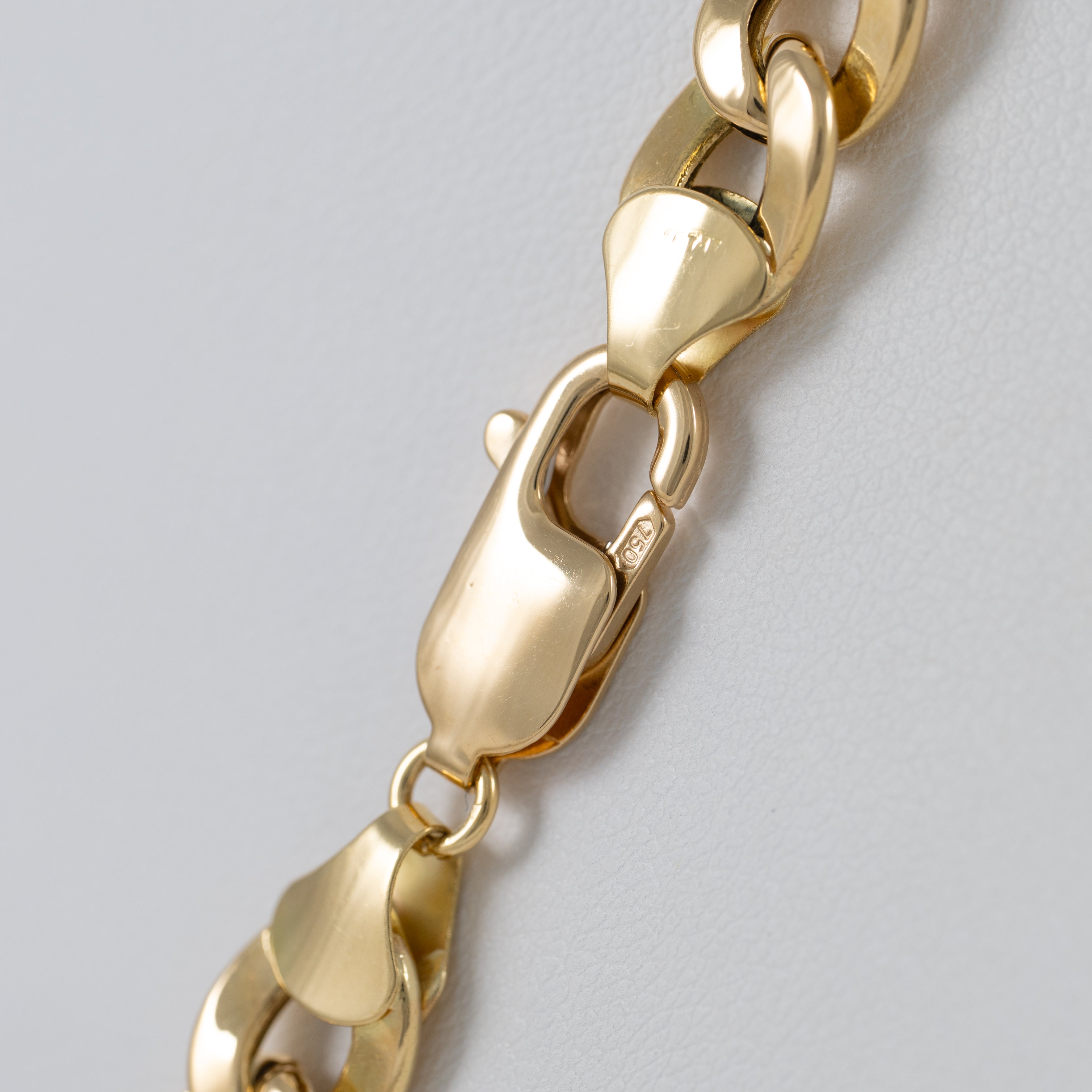 Cadena barbada de oro amarillo 18k 60cm