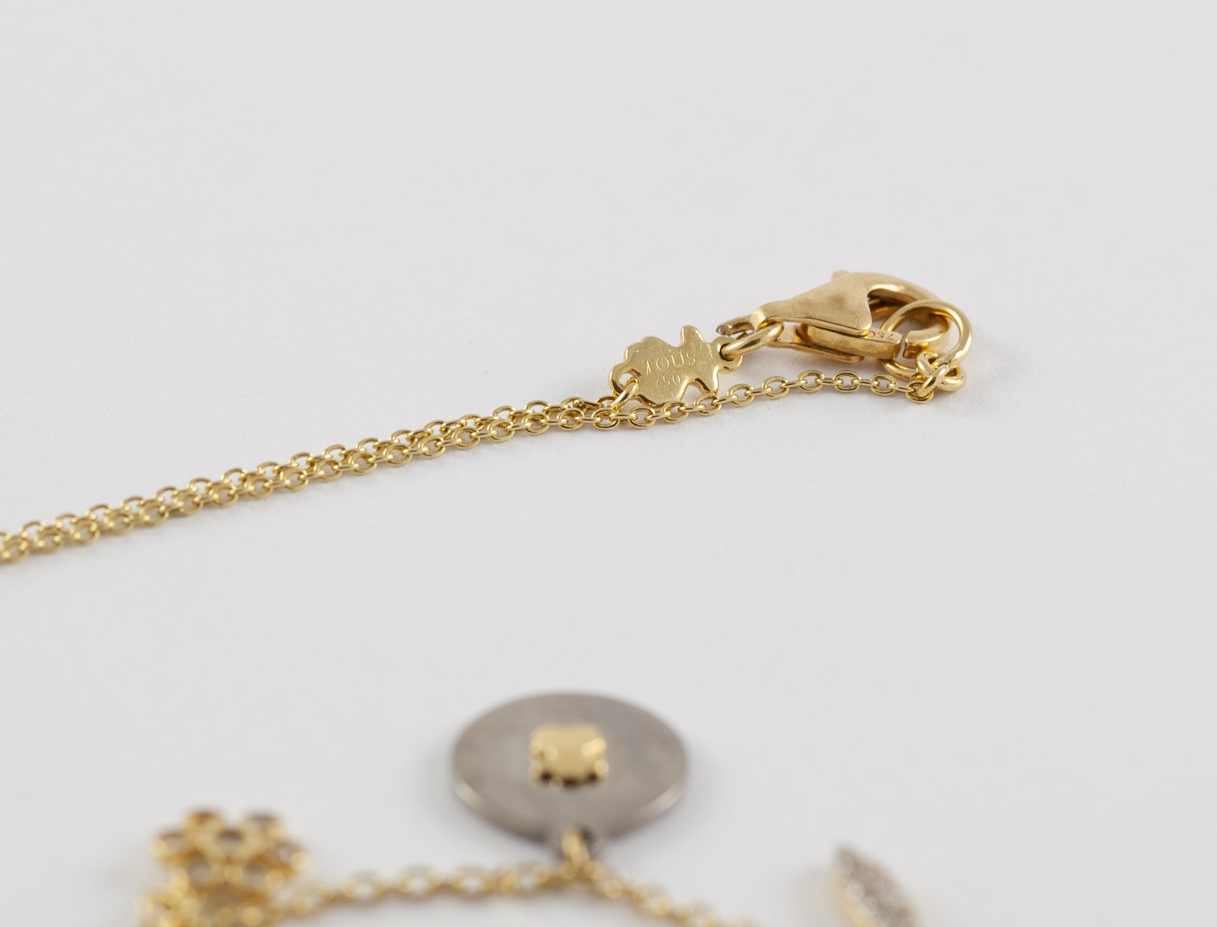 Collar Tous en oro amarillo 18k con gemas y diamantes Gem Power
