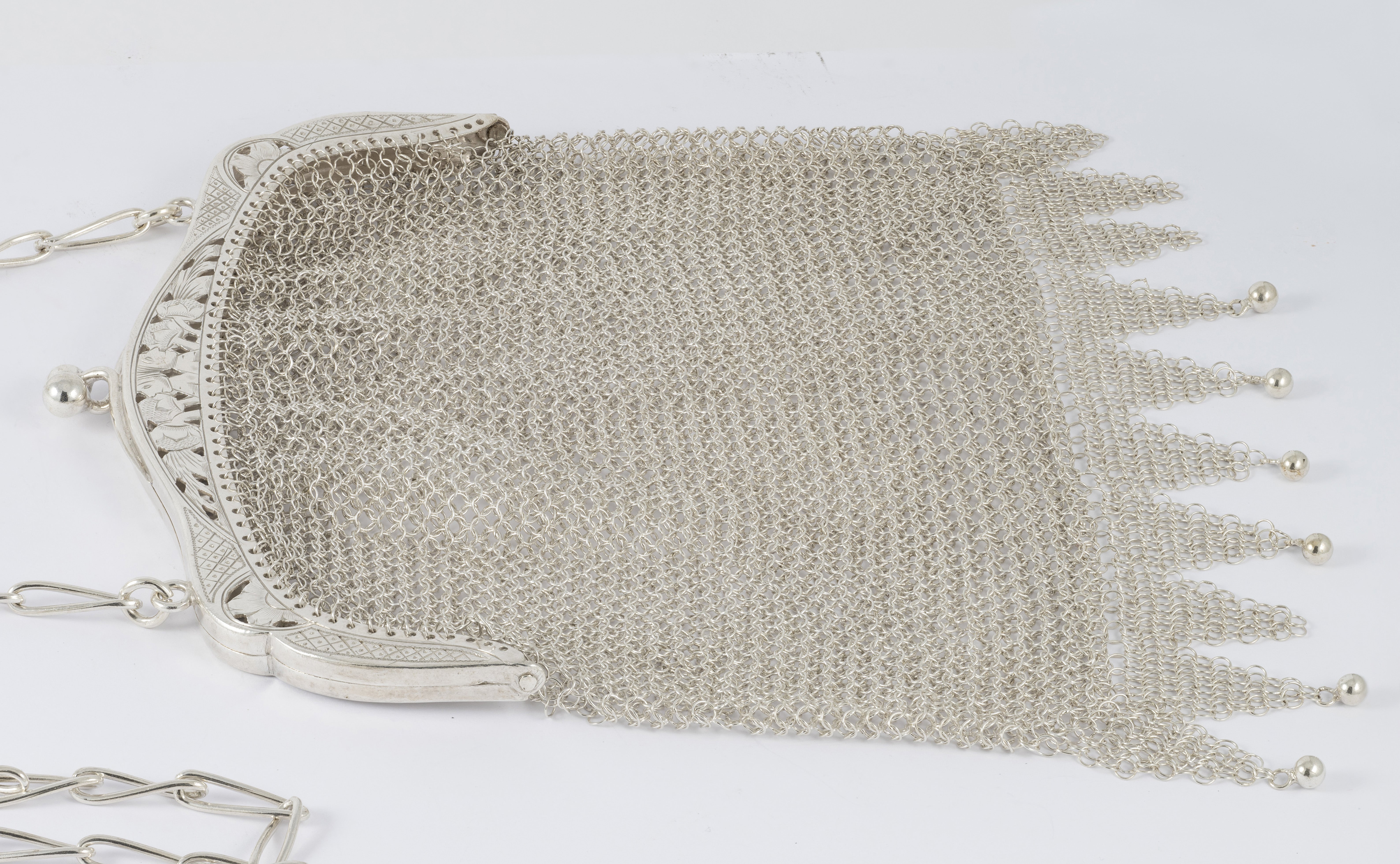 Cartera antigua de plata