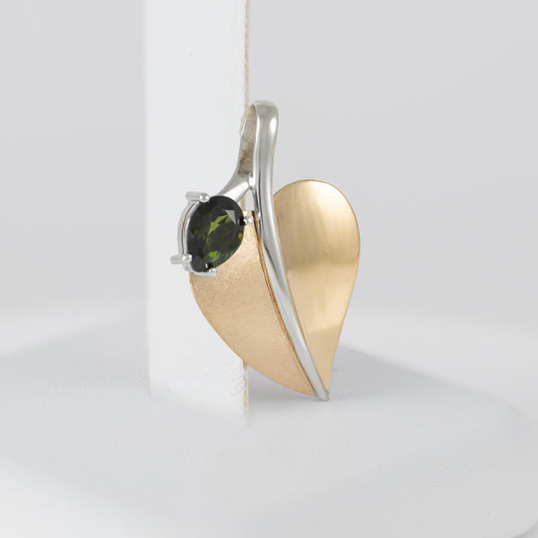 Colgante Hoja en oro amarillo y blanco 18k