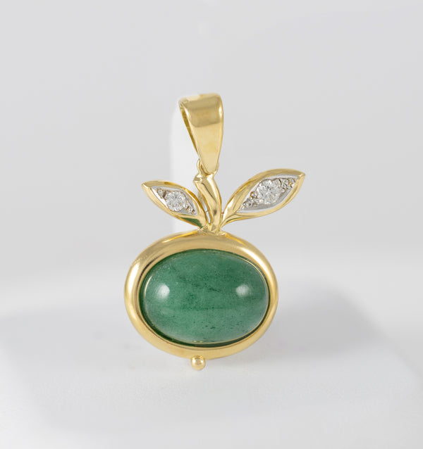 Colgante Manzana en oro amarillo 18k con brillantes y piedra verde