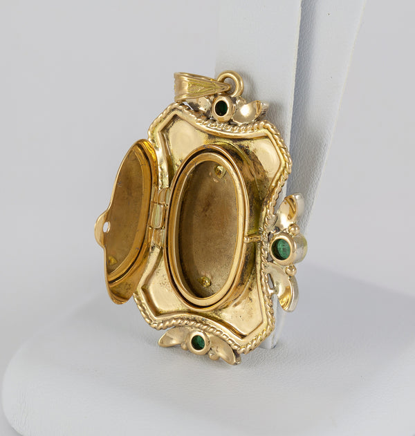 Colgante antiguo en oro amarillo 18k con diamantes y esmeraldas