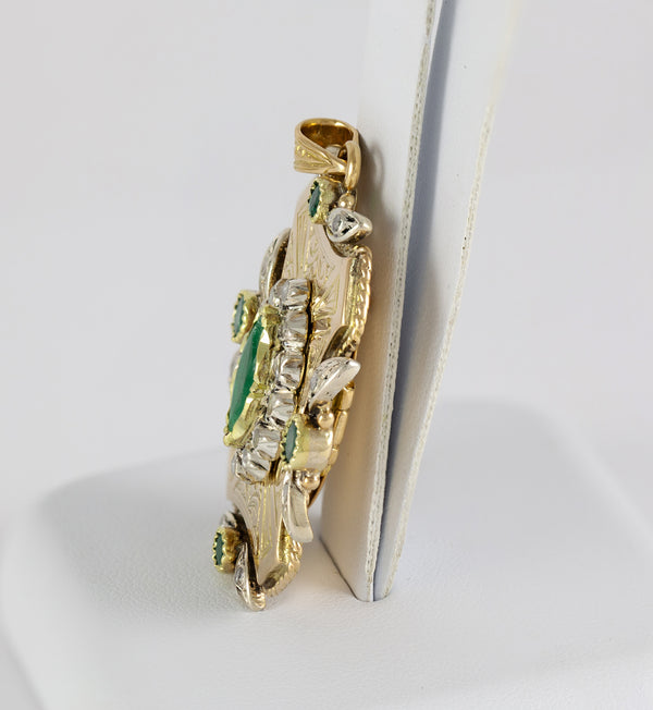 Colgante antiguo en oro amarillo 18k con diamantes y esmeraldas