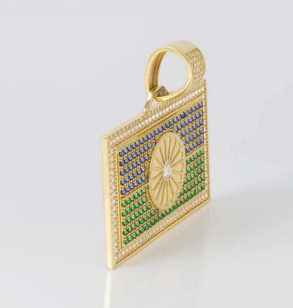 Colgante bandera gitana en oro 18k 750 y circonitas