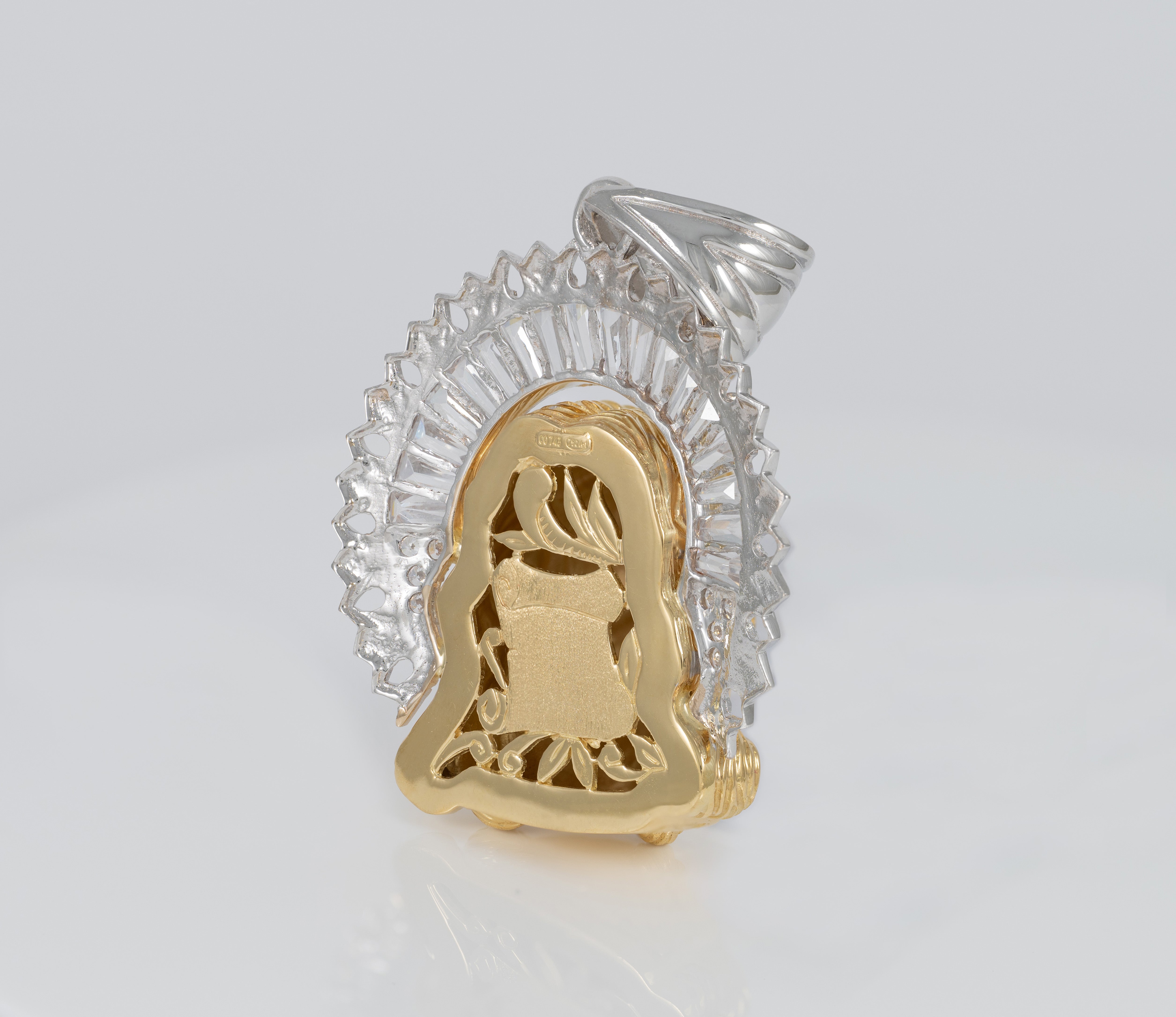 Colgante Cristo de oro 18k 750