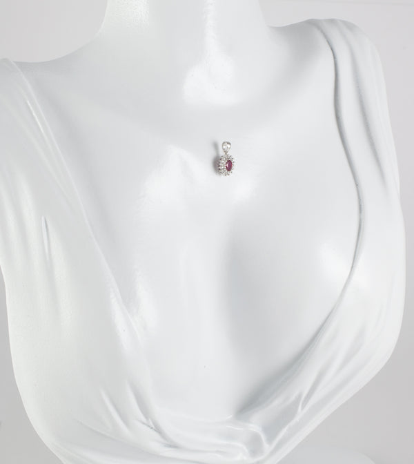 Colgante en oro blanco 18k con rubí y brillantes