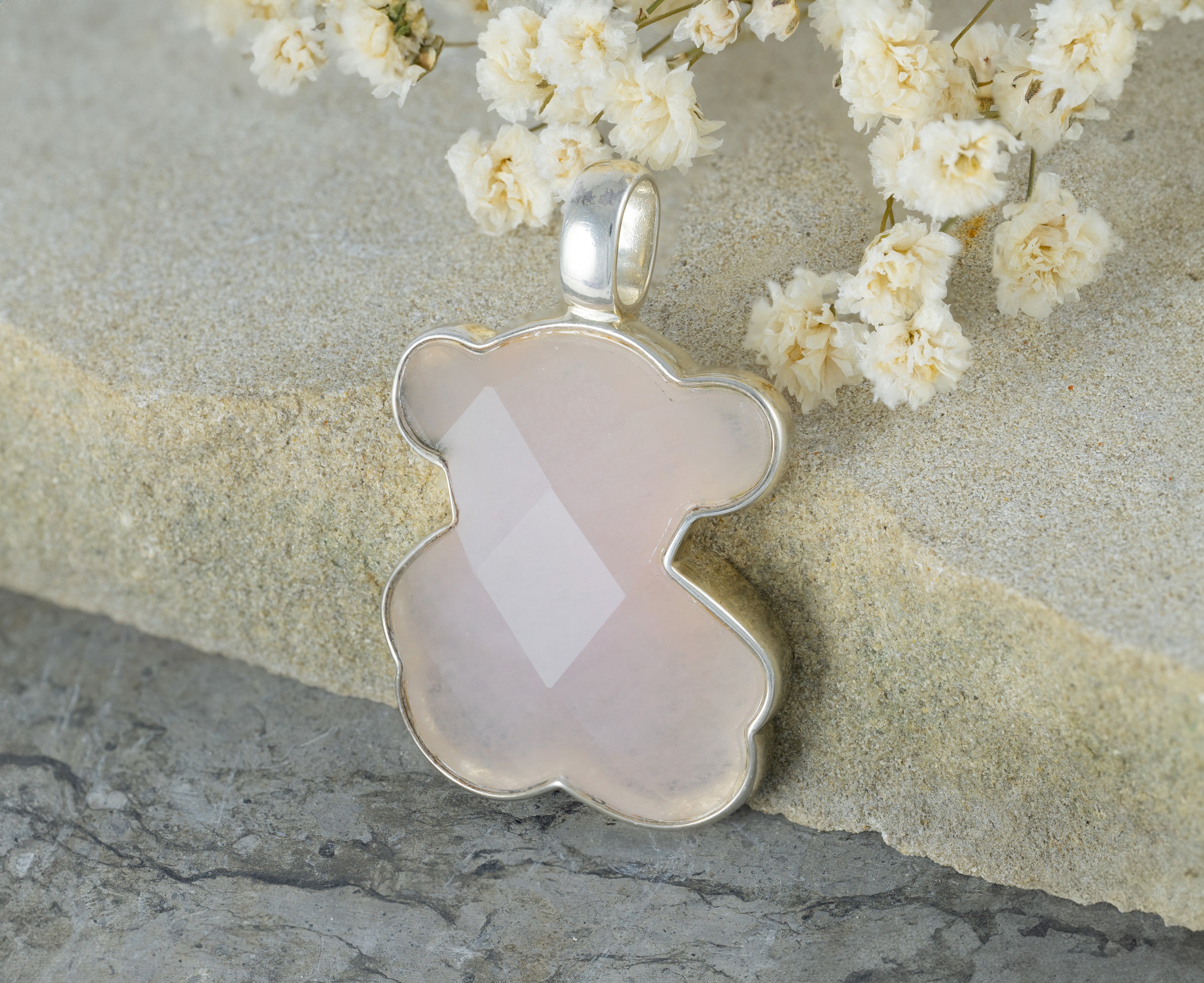 Colgante Tous en plata 925 y cuarzo rosa facetado Color