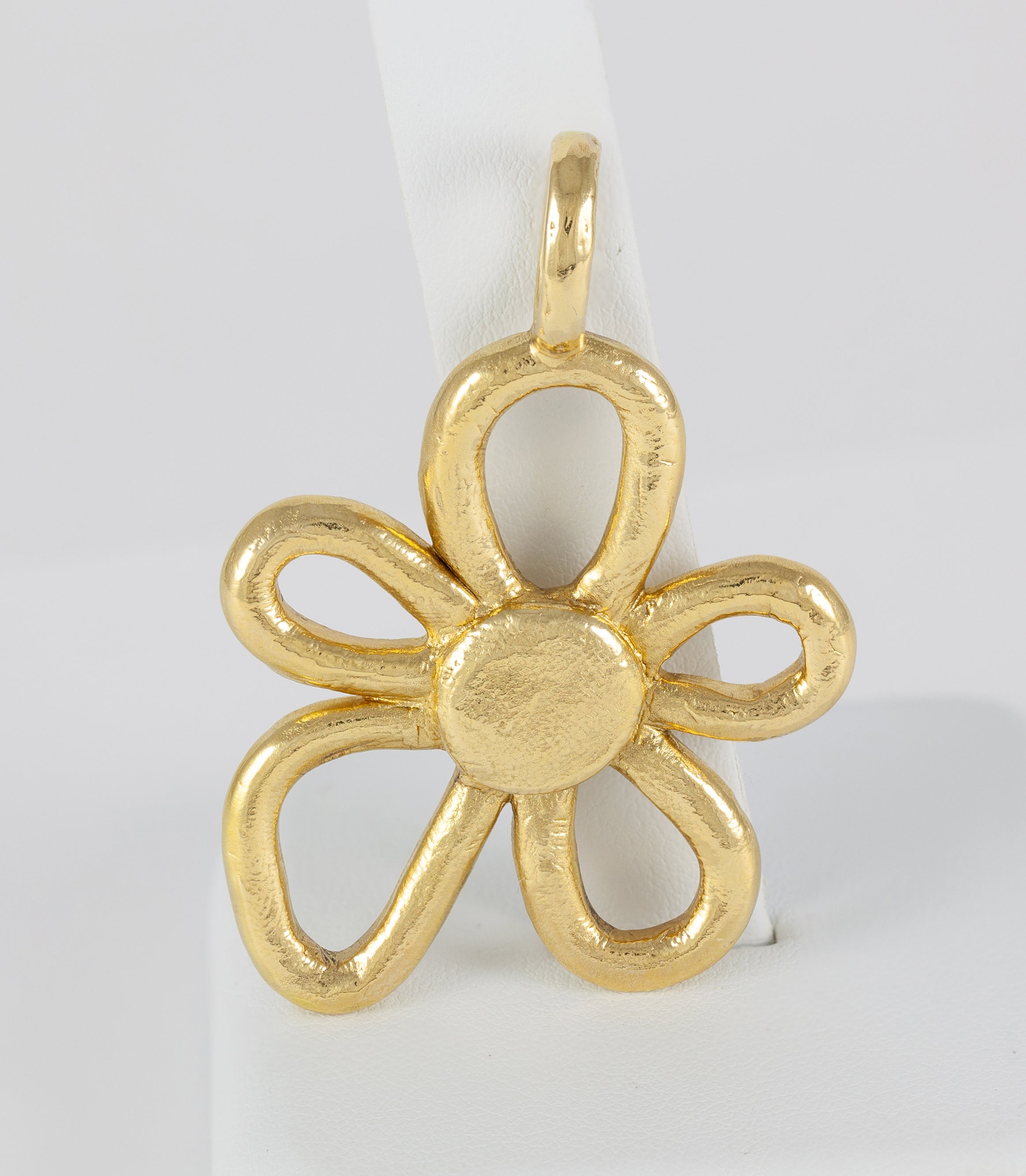Colgante Tous Flor en oro amarillo 18k