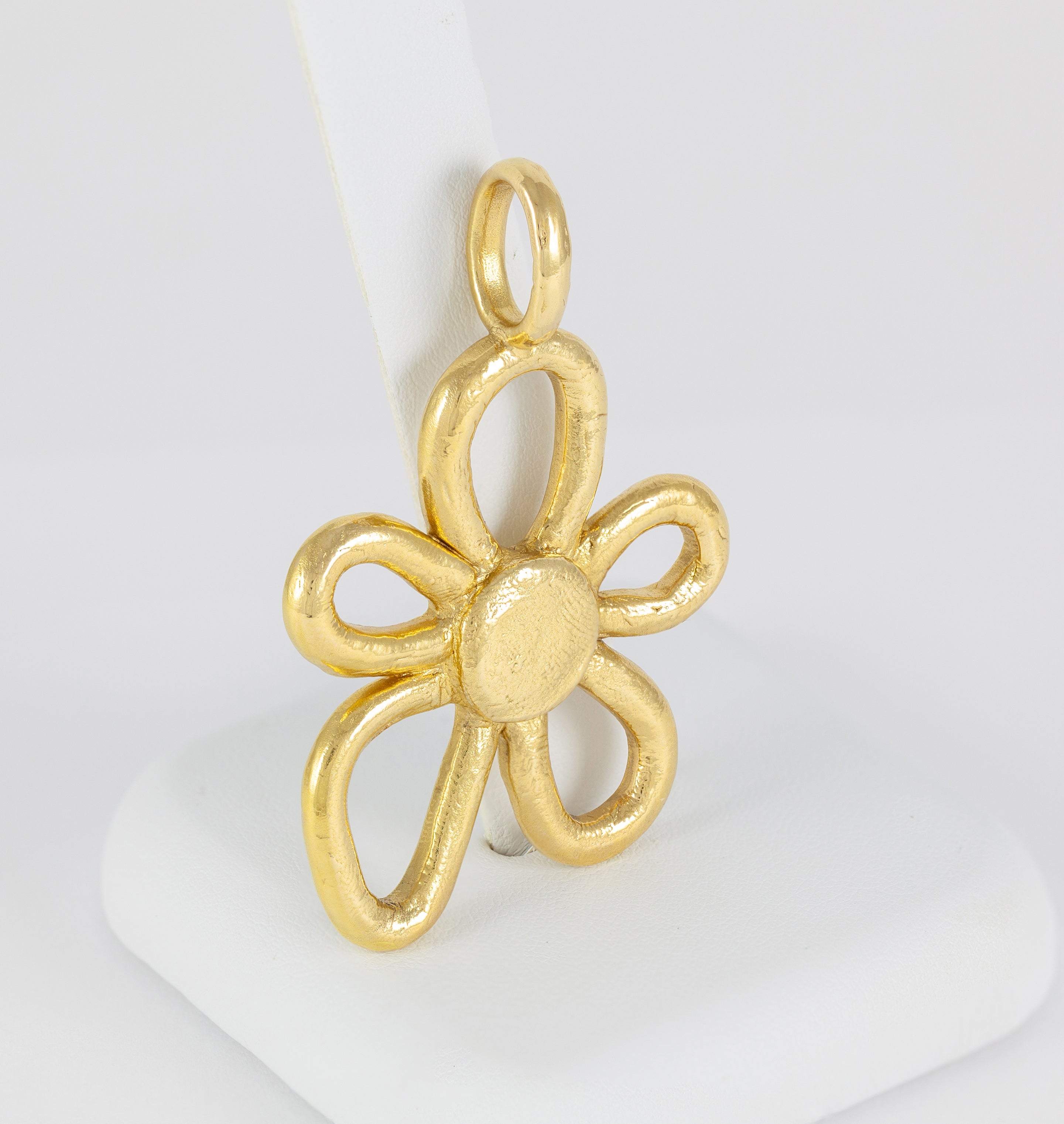 Colgante Tous Flor en oro amarillo 18k
