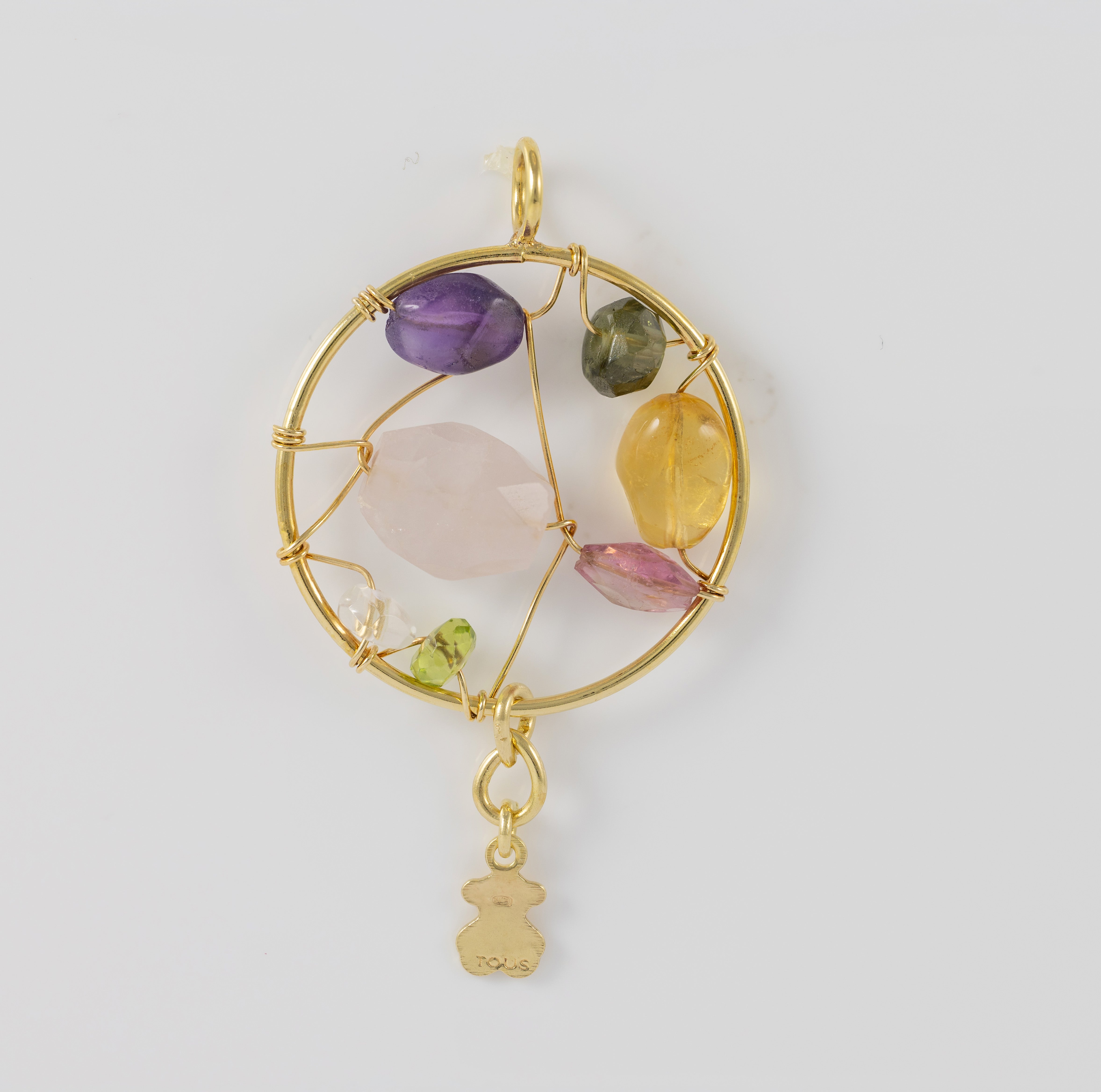 Colgante Tous en oro amarillo 18k y gemas Garabato