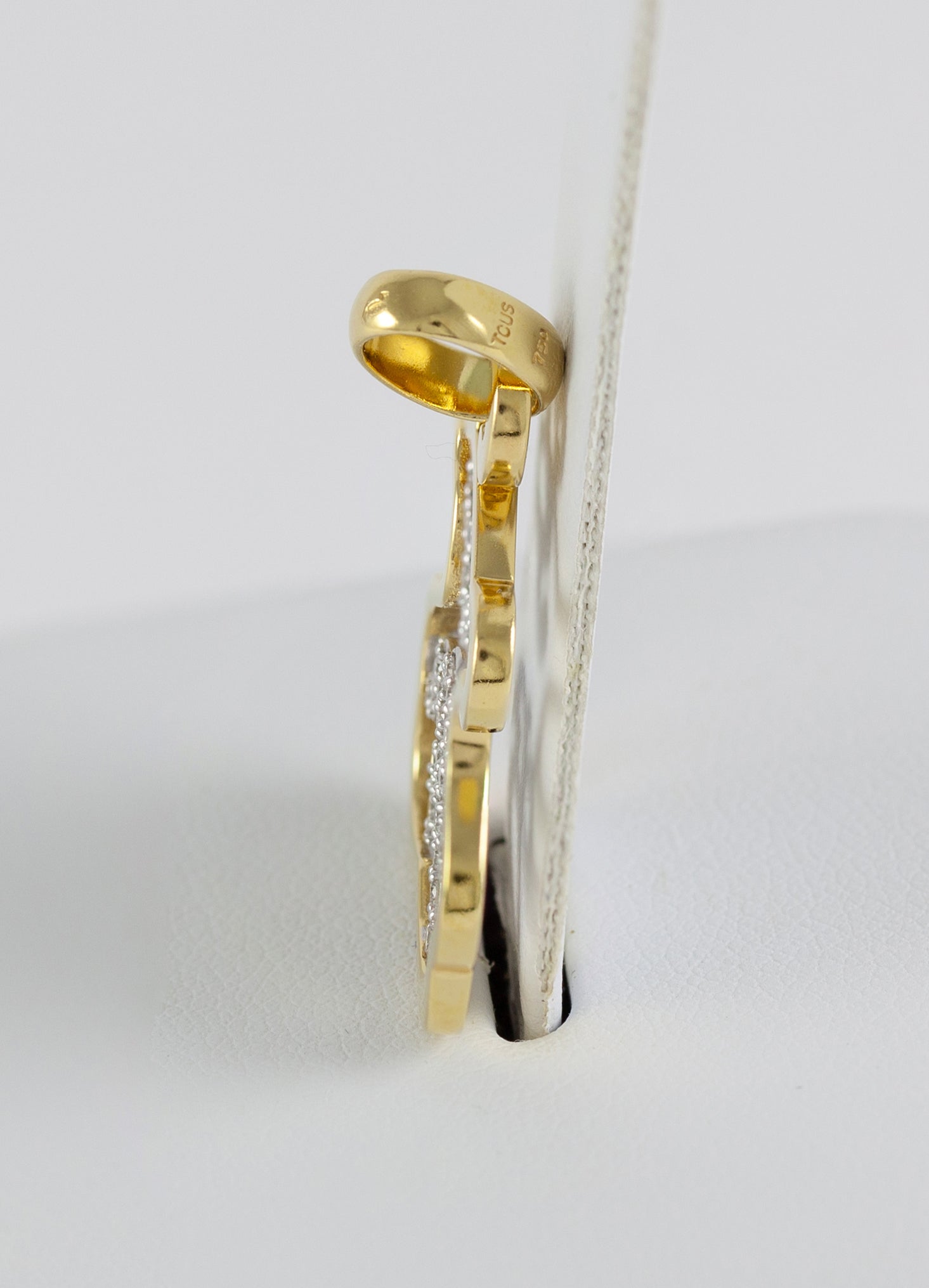 Colgante Tous en oro amarillo y blanco 18k con diamantes