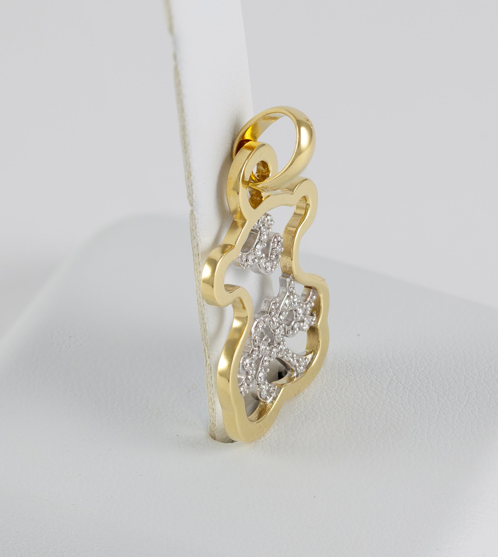 Colgante Tous en oro amarillo y blanco 18k con diamantes
