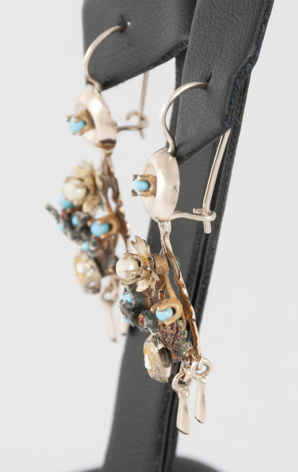 Conjunto antiguo broche colgante y pendientes en oro 14k con turquesas, perlas y rubíes
