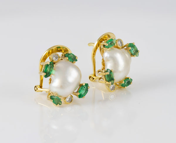 Conjunto Colgante y Pendientes en oro amarillo 18k con esmeraldas y brillantes