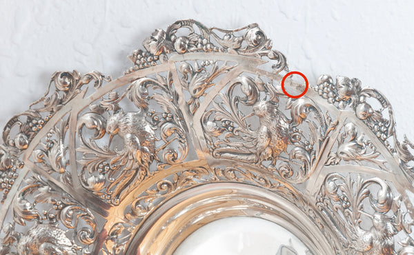 Panera de plata punzonada