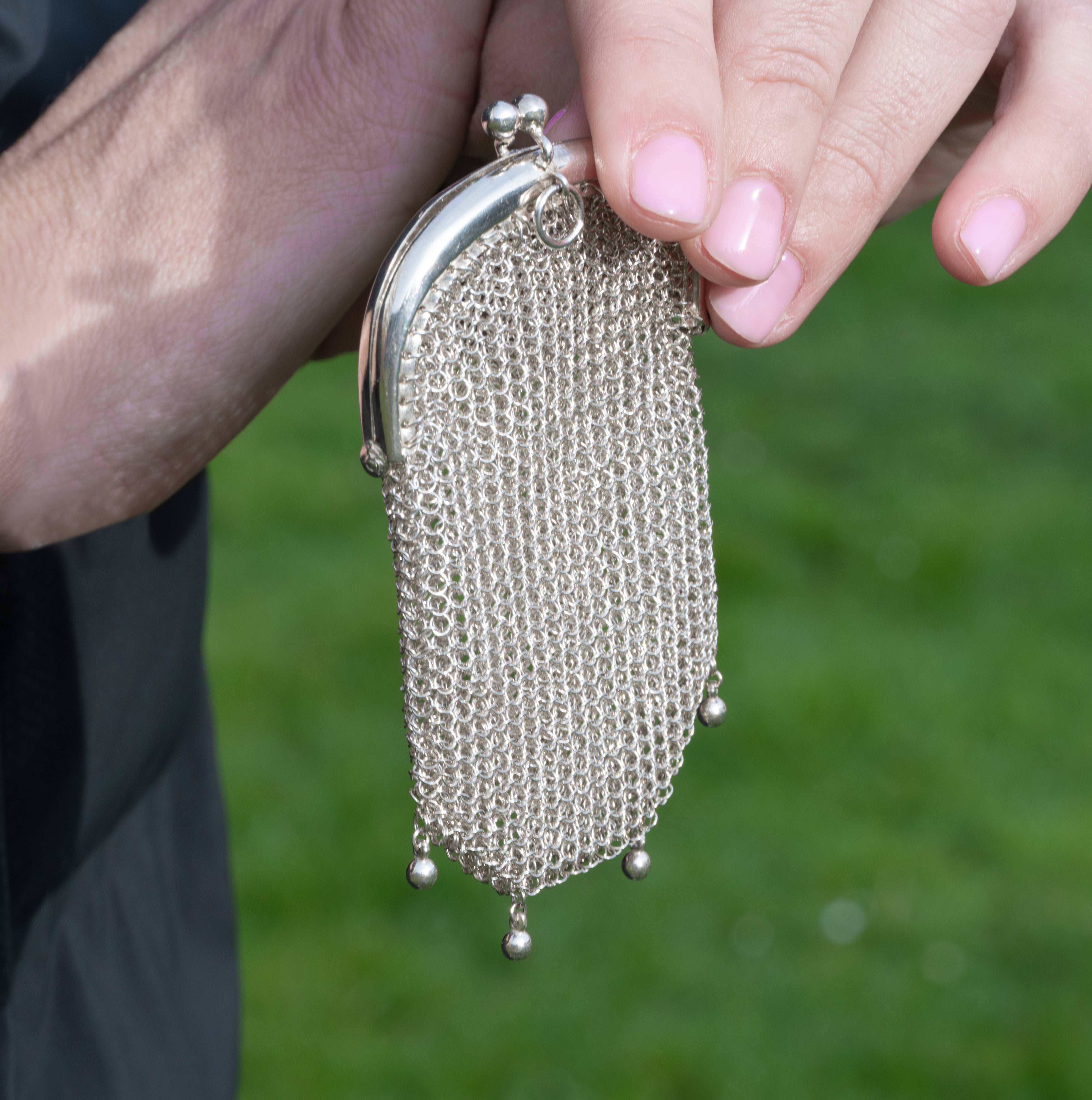 Monedero antiguo de plata