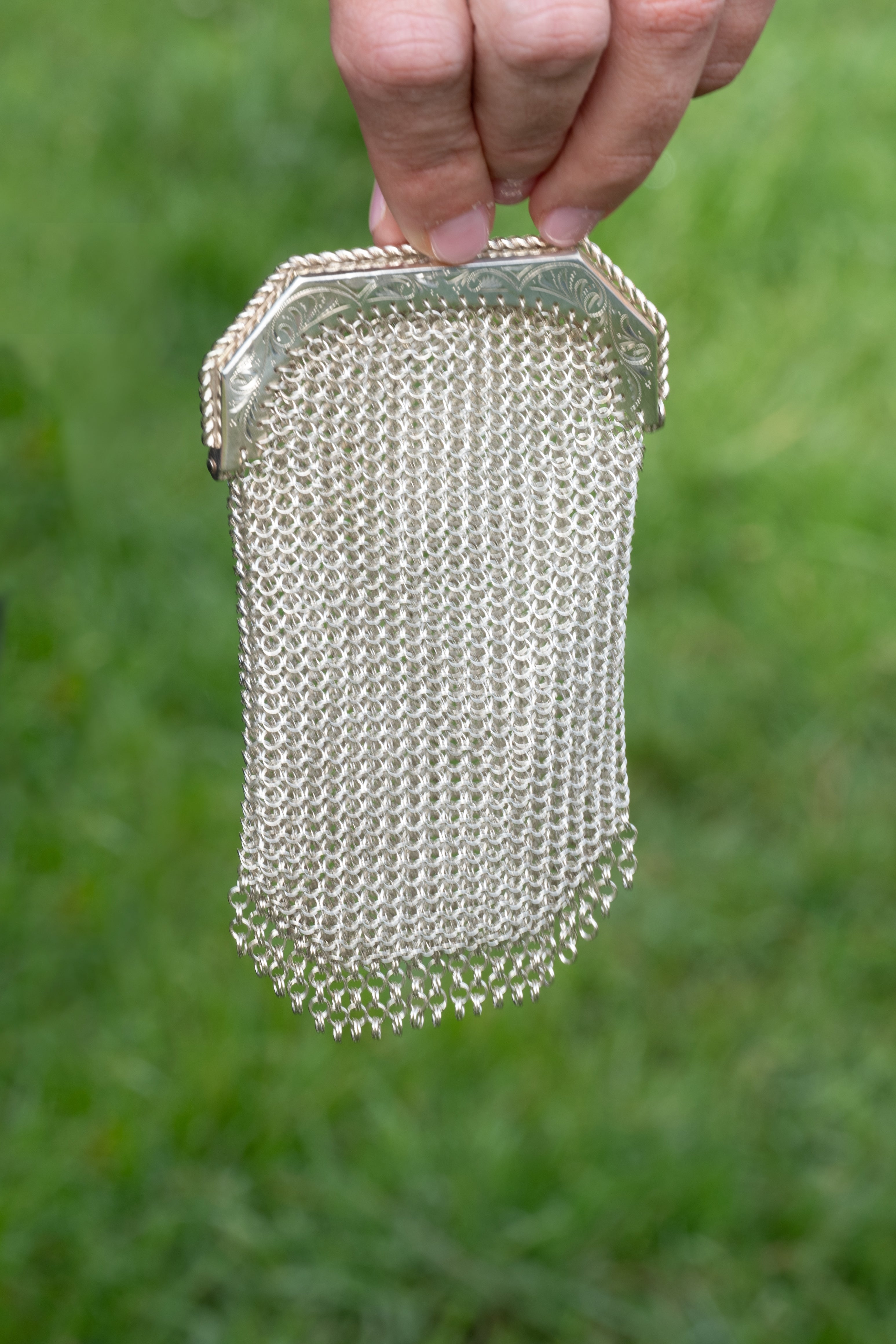 Monedero antiguo de plata