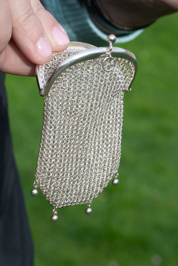 Monedero antiguo de plata