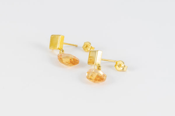 Pendientes en oro amarillo 18k y cuarzos