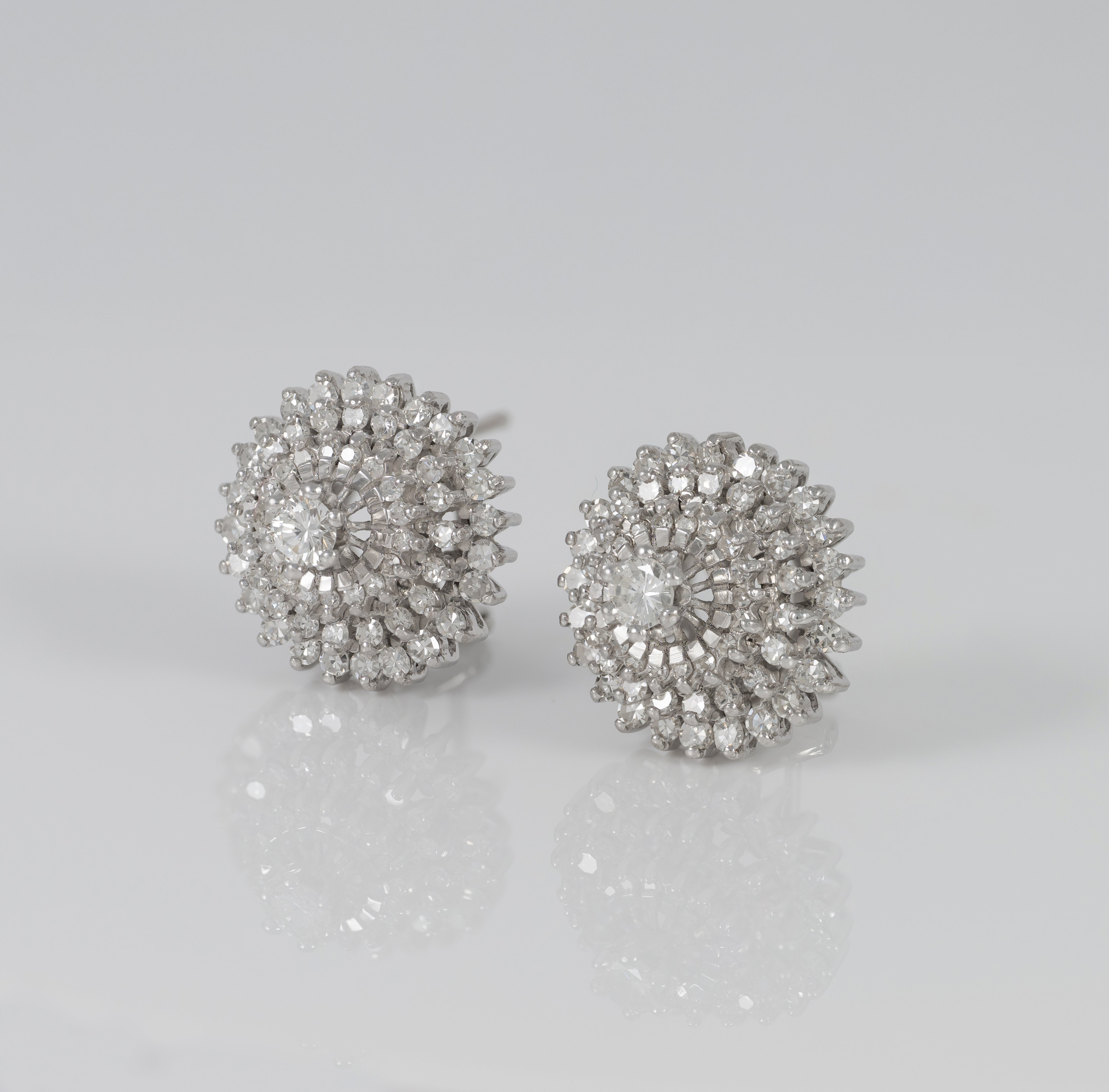 Pendientes en oro blanco 18k con diamantes 2.74 ct