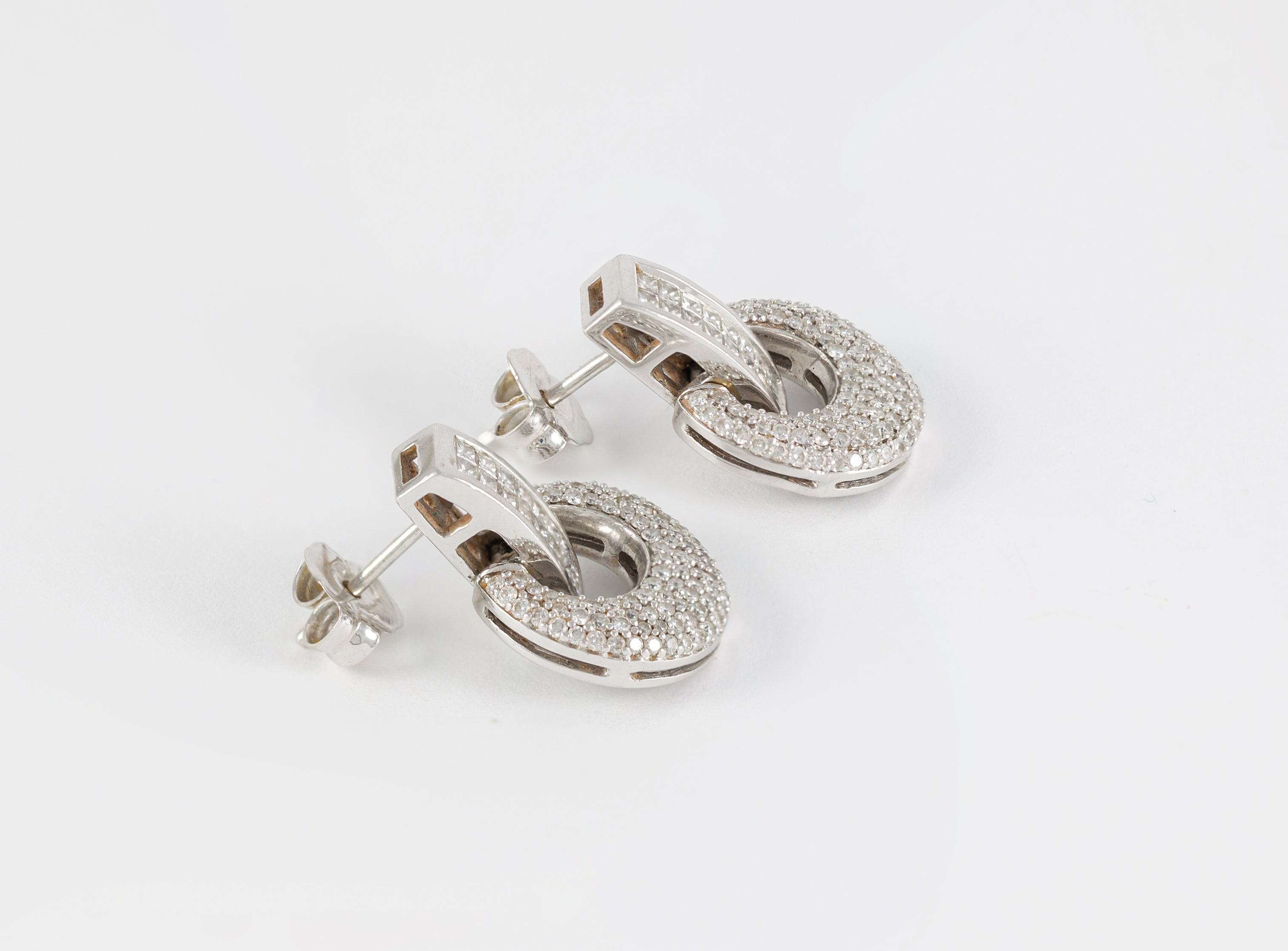 Pendientes en oro blanco 18k con diamantes 1.55 ct