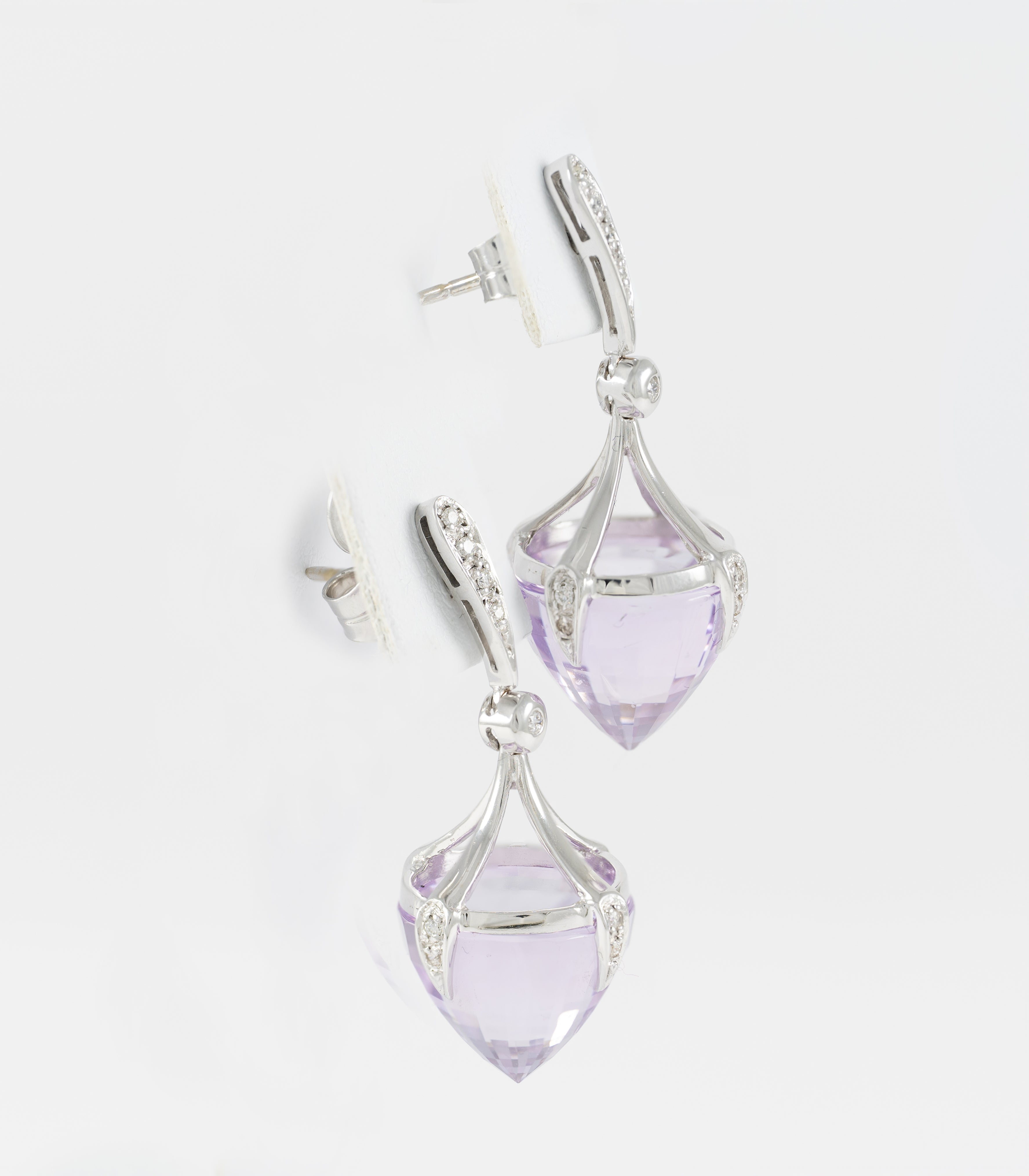 Pendientes en oro blanco 18k con diamantes y cuarzos