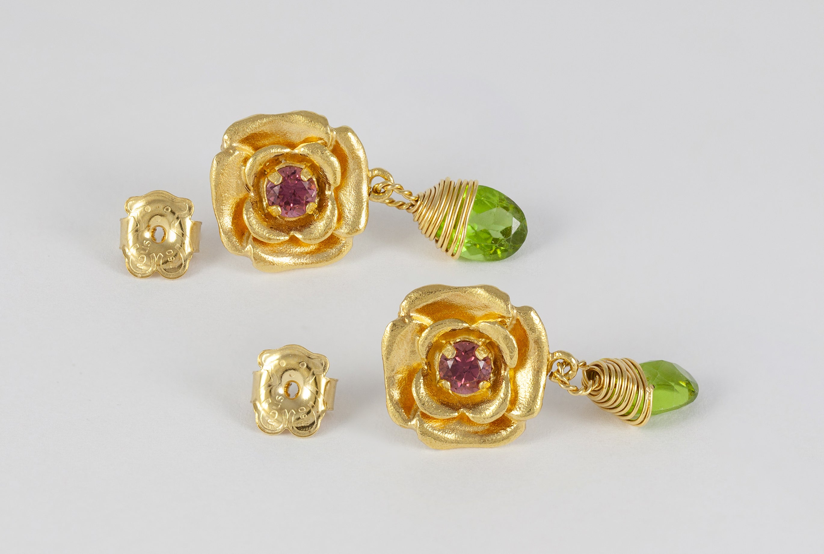 Pendientes Tous en oro amarillo 18k con piedras naturales