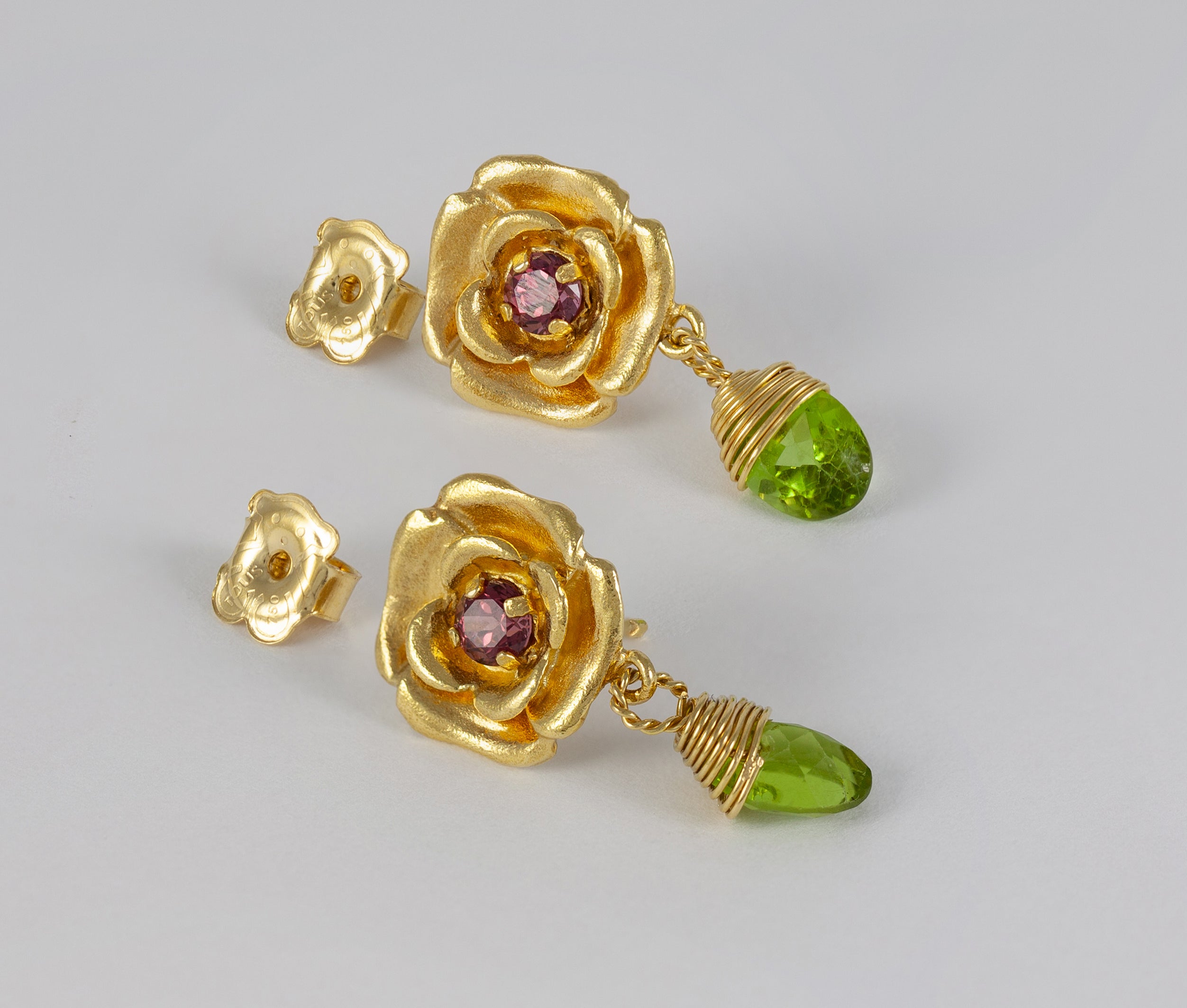 Pendientes Tous en oro amarillo 18k con piedras naturales