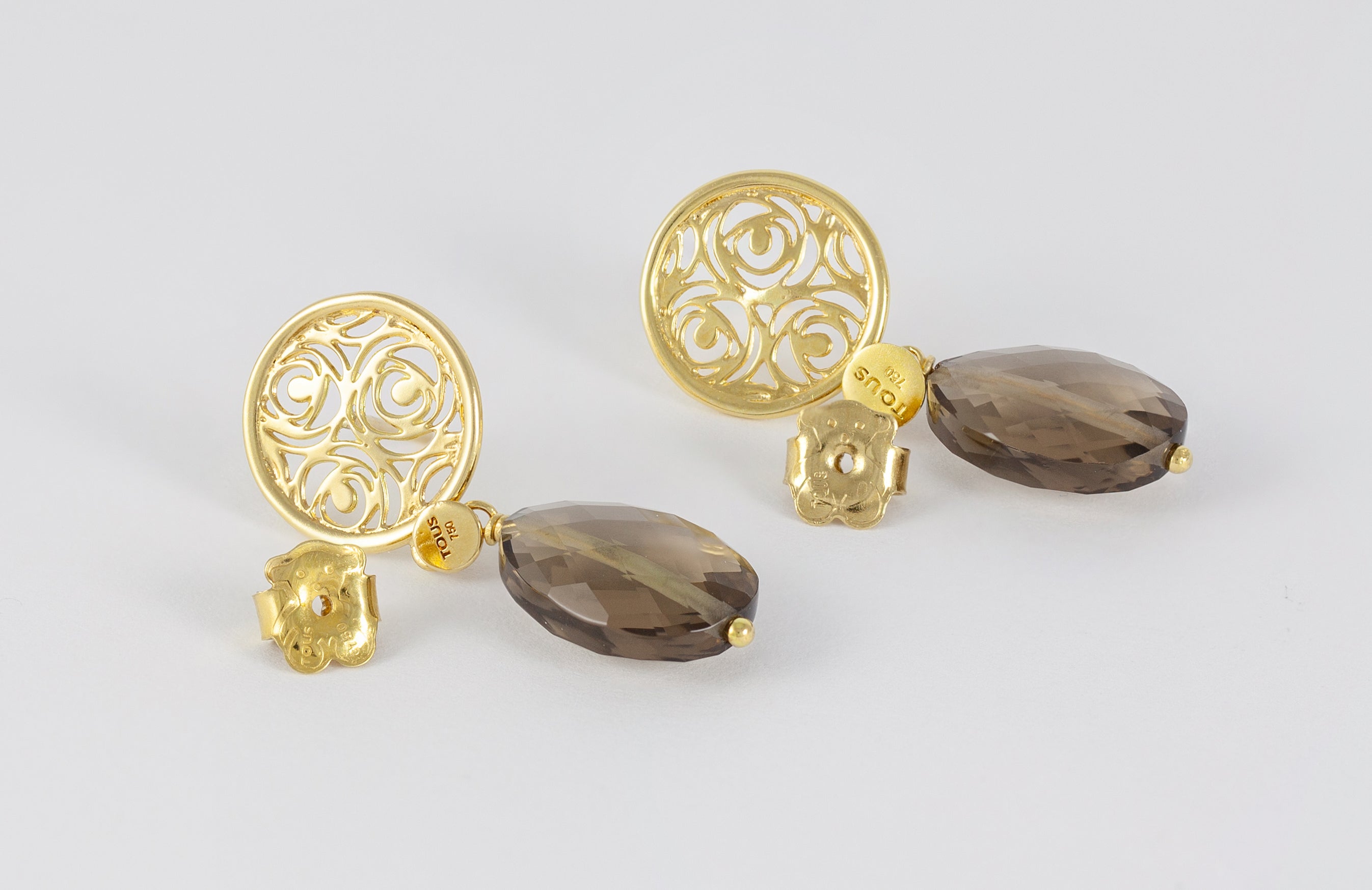 Pendientes Tous en oro amarillo 18k con cuarzo ahumado