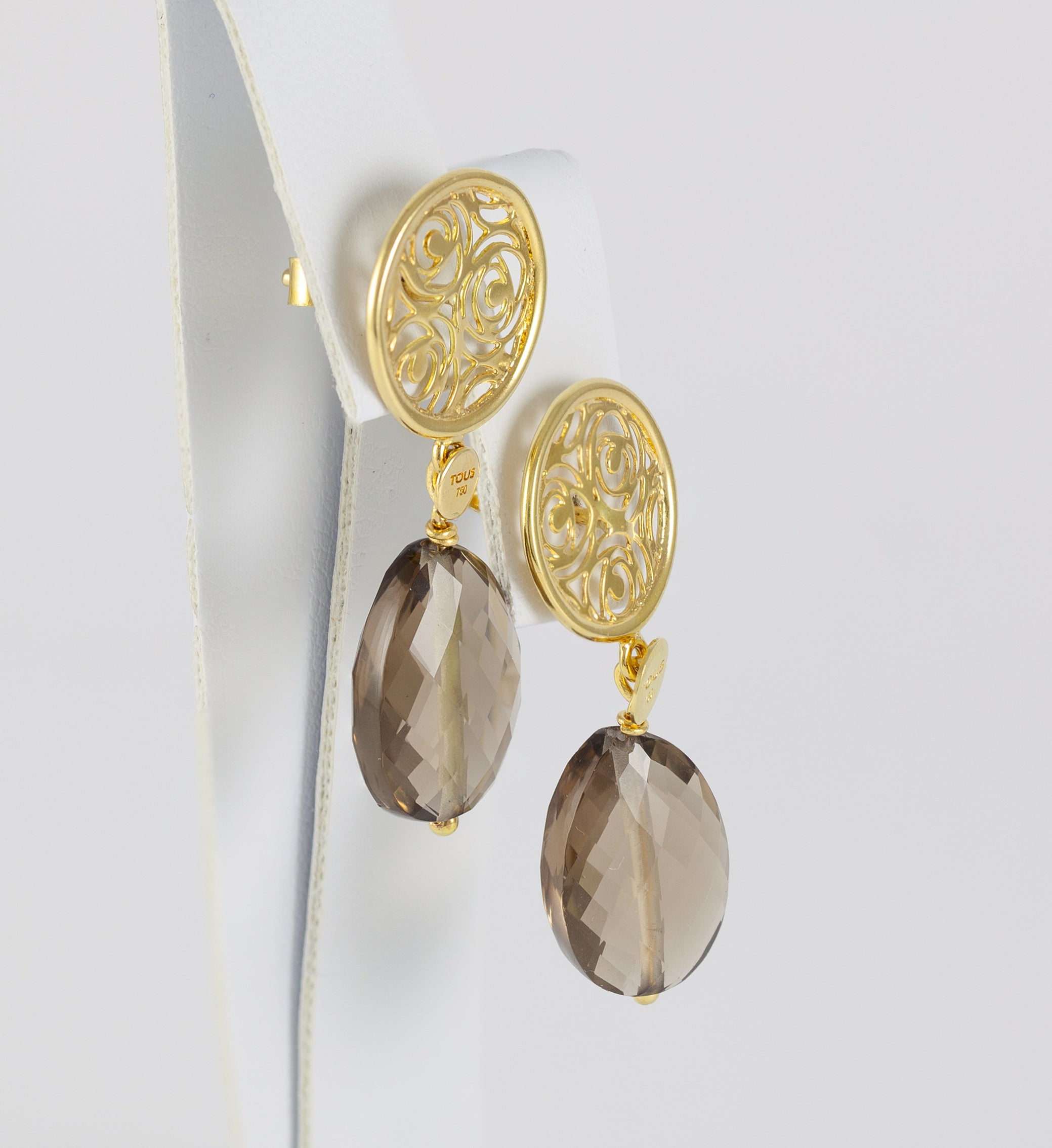 Pendientes Tous en oro amarillo 18k con cuarzo ahumado