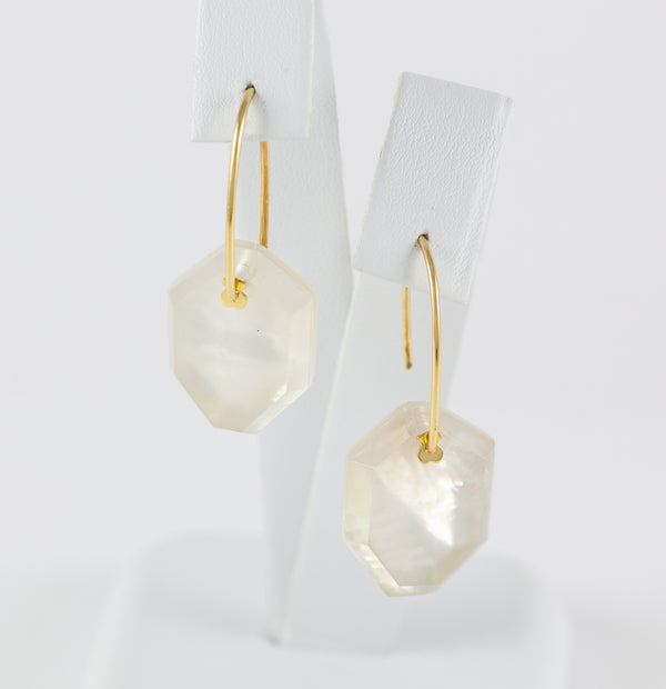 Pendientes Tous en oro amarillo 18k con cristal y nácar