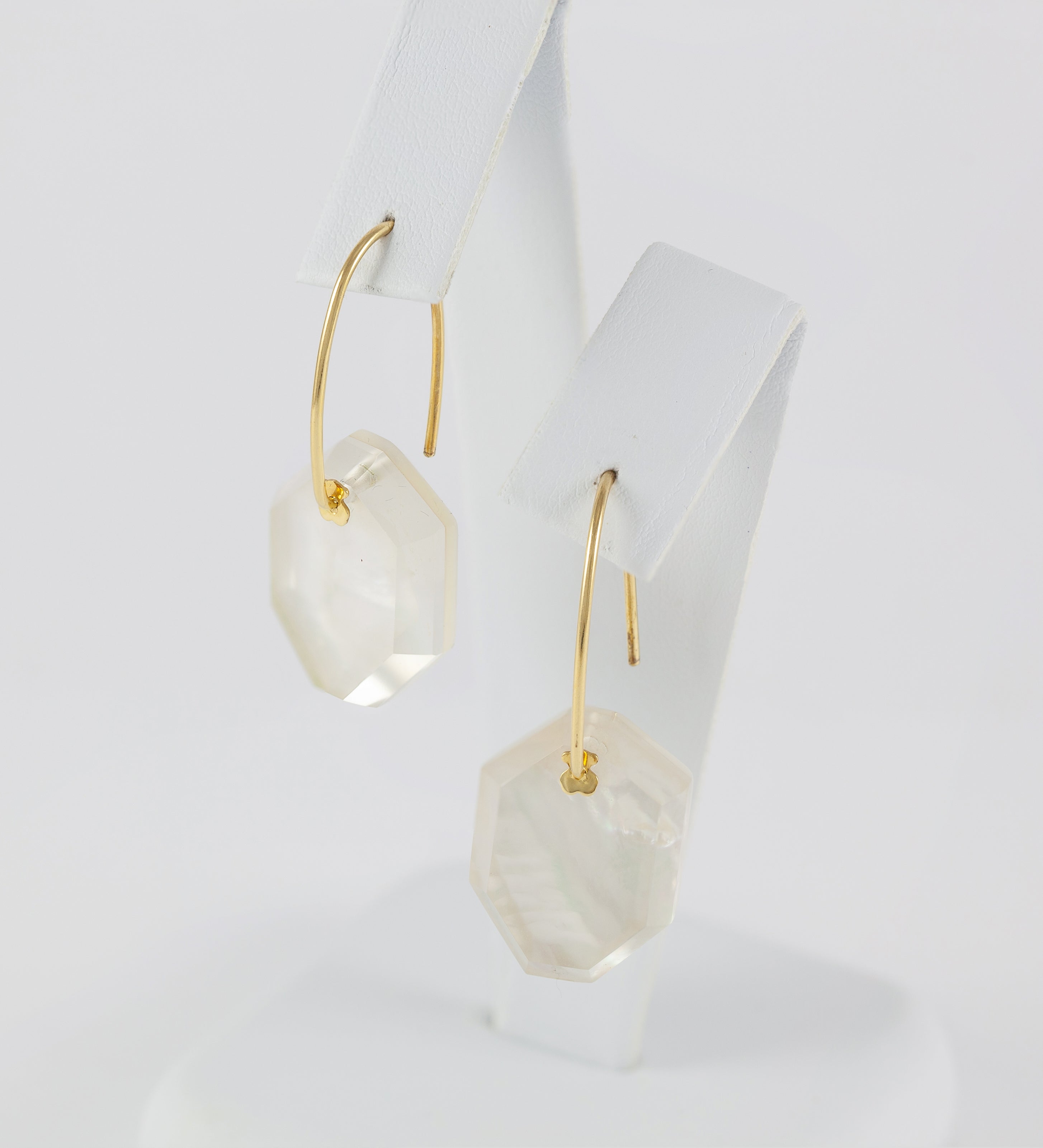 Pendientes Tous en oro amarillo 18k con cristal y nácar