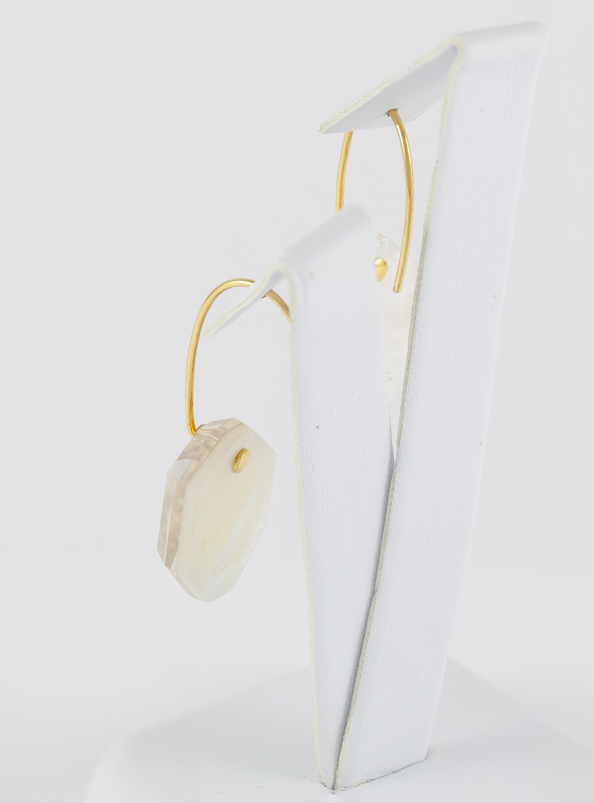 Pendientes Tous en oro amarillo 18k con cristal y nácar