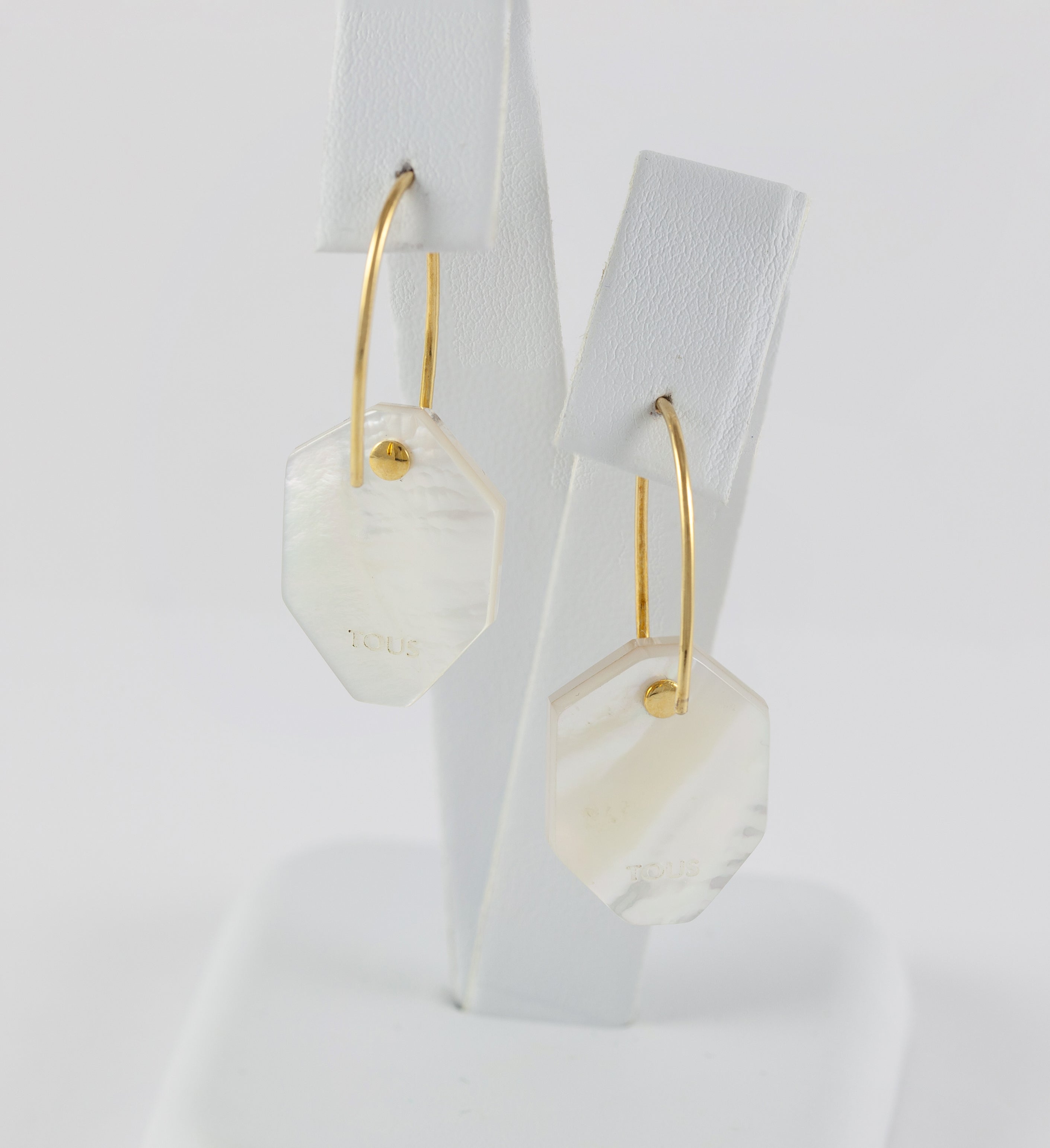 Pendientes Tous en oro amarillo 18k con cristal y nácar