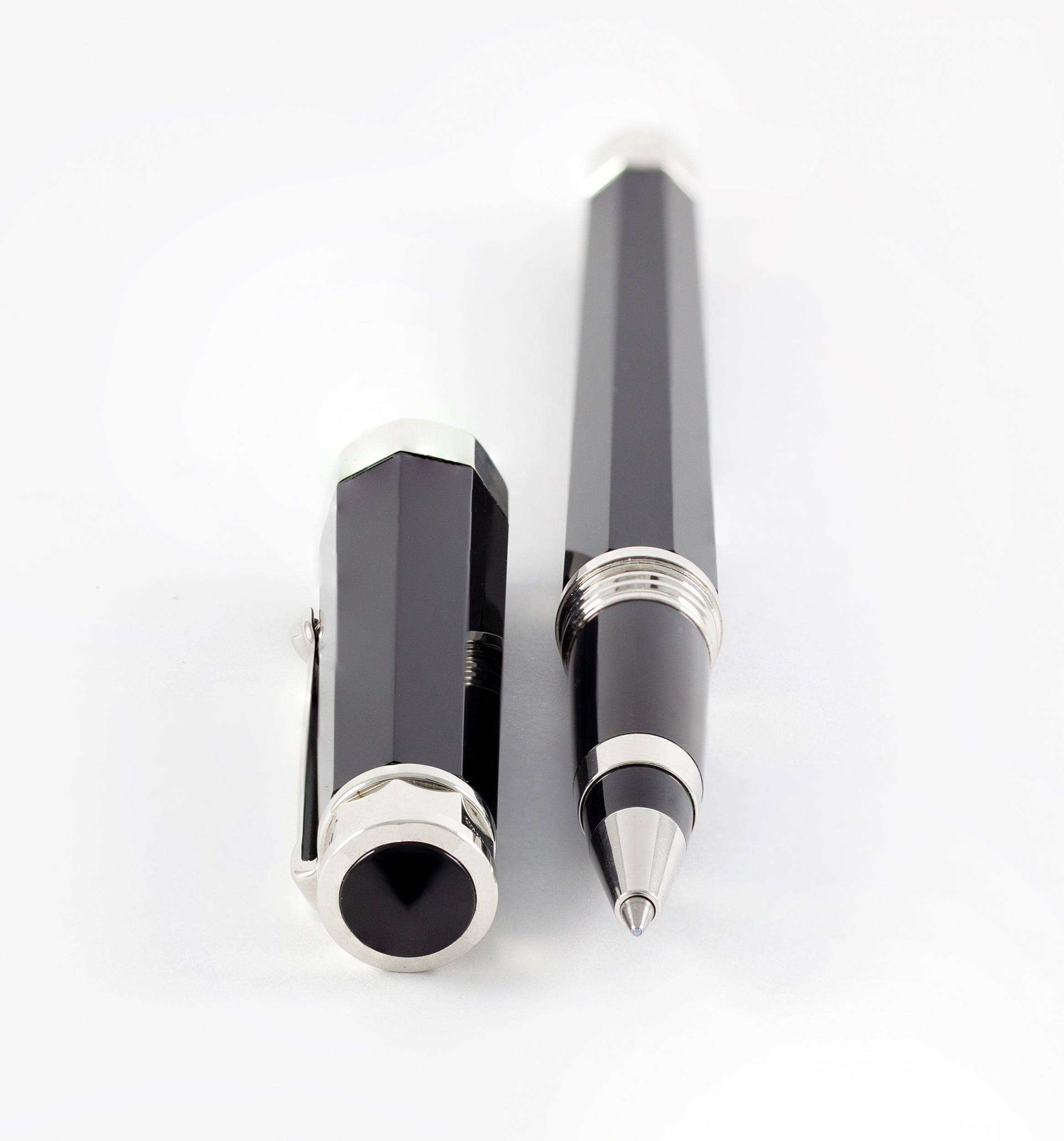 Montegrappa NeroUno Rollerball Pen ISNUCRAC