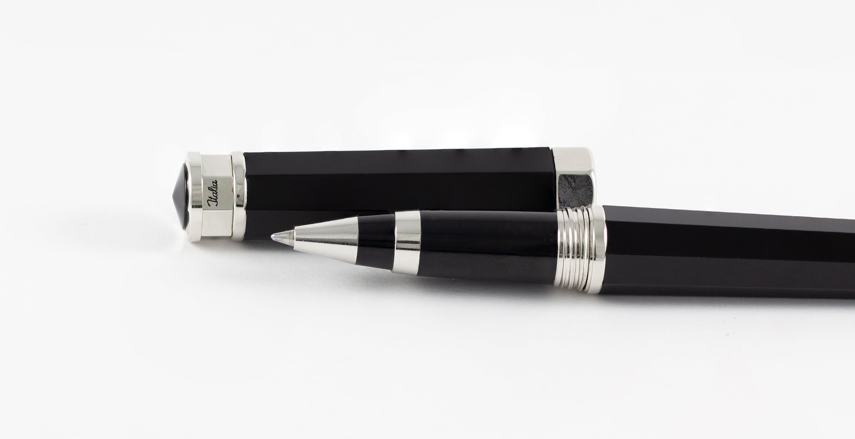 Montegrappa NeroUno Rollerball Pen ISNUCRAC