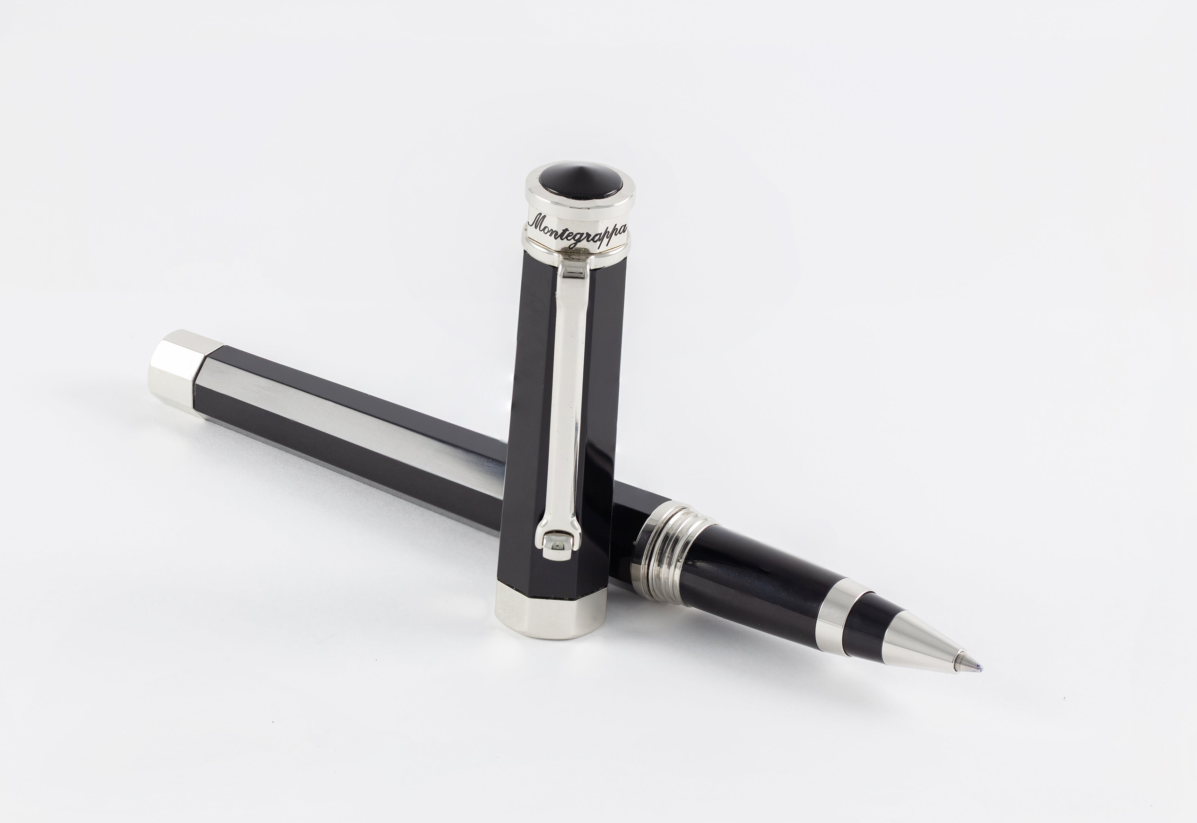 Montegrappa NeroUno Rollerball Pen ISNUCRAC
