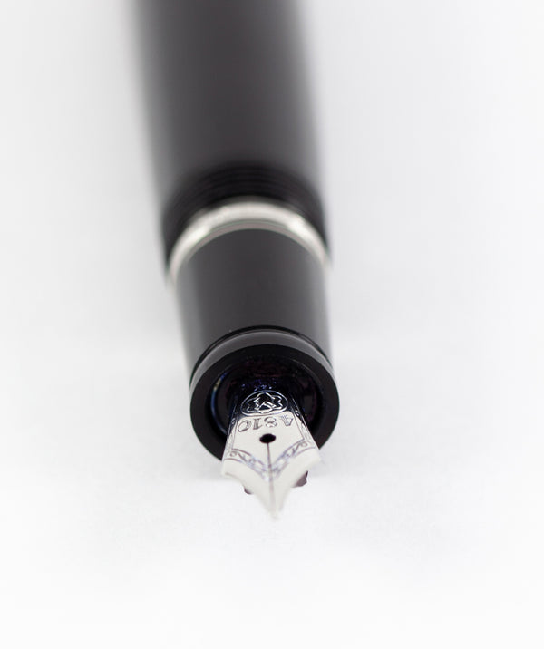 Montblanc Boheme Noir Fountain Pen 14K Gold Nib