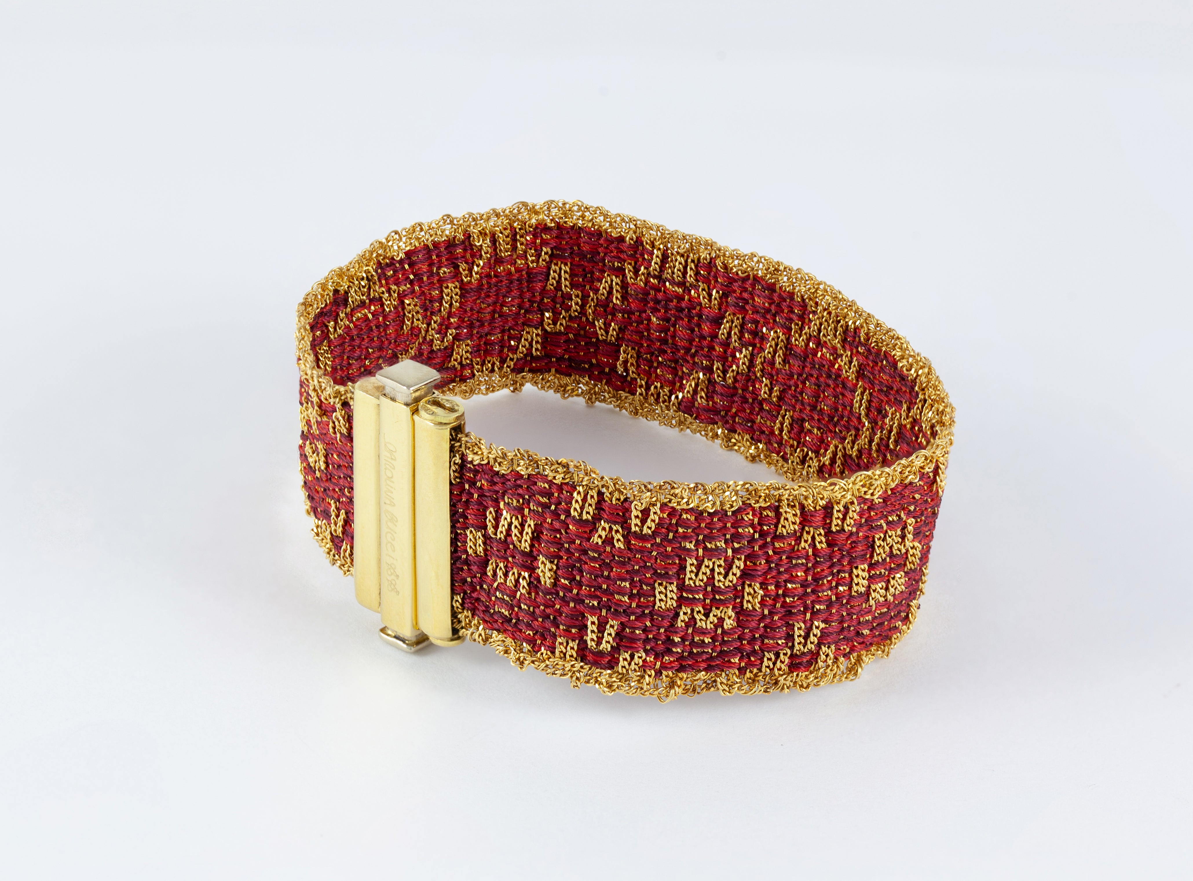 Pulsera en oro amarillo 18k tejido con hilo