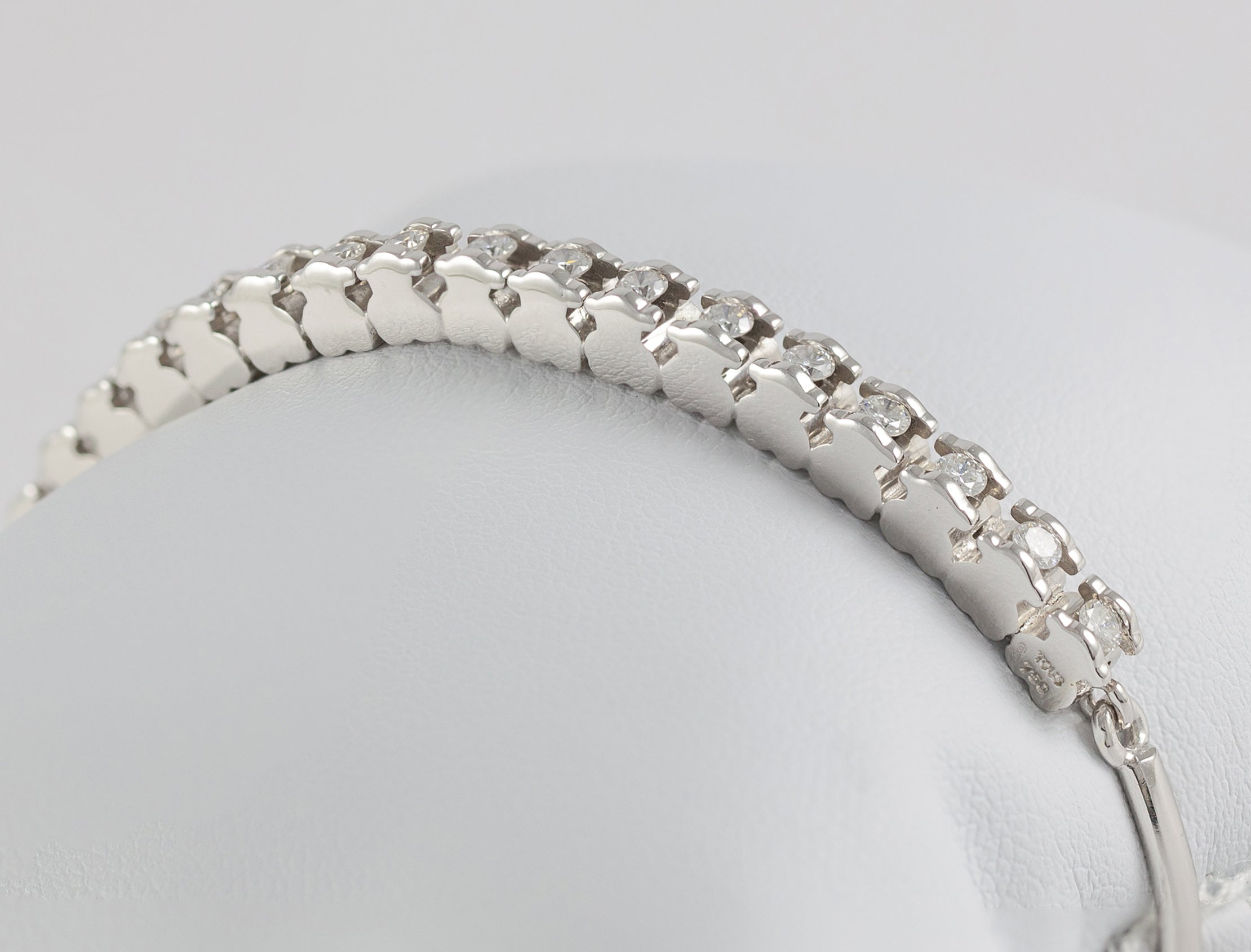 Pulsera Tous en oro blanco 18k con diamantes
