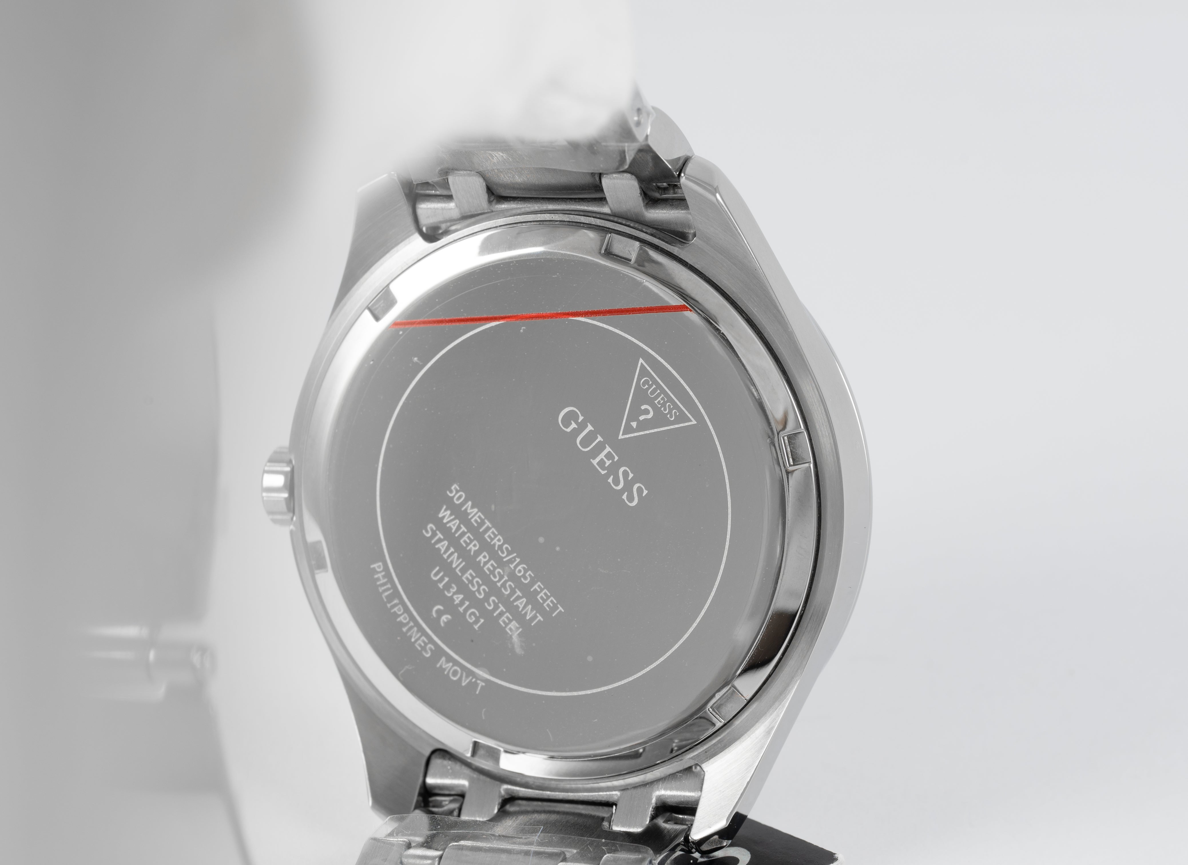 Guess Quartz Steel Silver Dial Ref: U1341G1