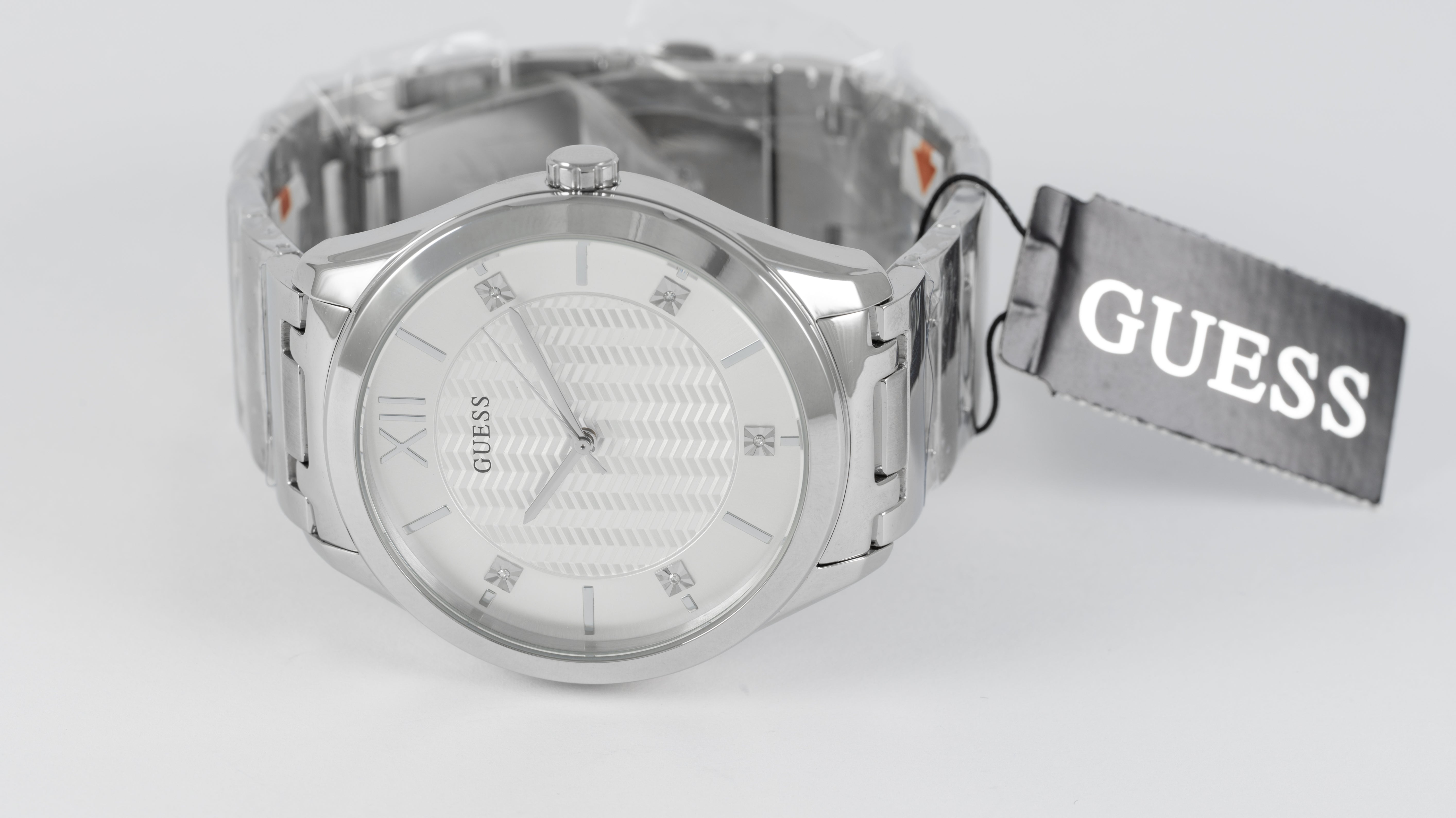 Guess Quartz Steel Silver Dial Ref: U1341G1
