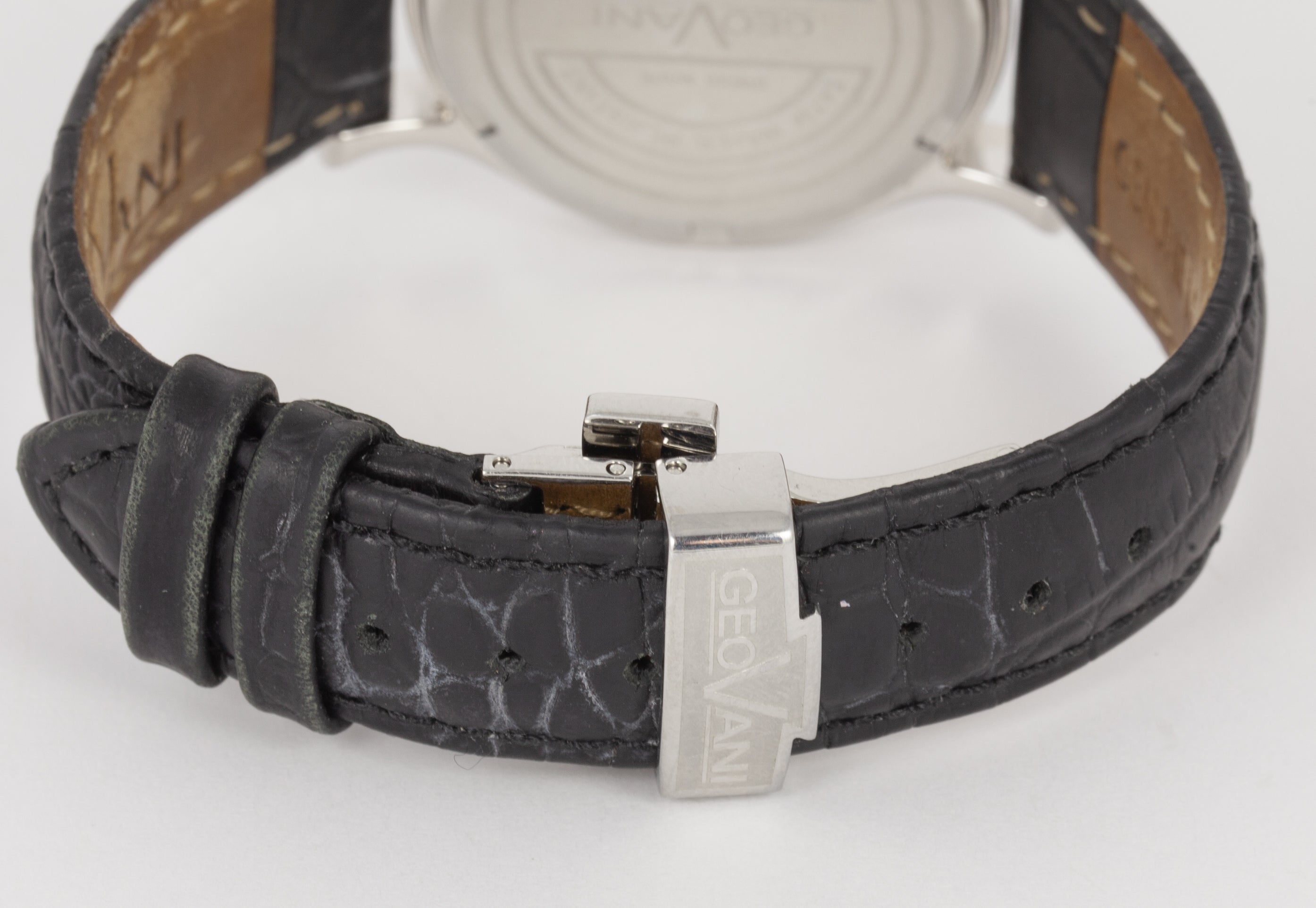 Geovani Swiss Diamond Ref: GOL549