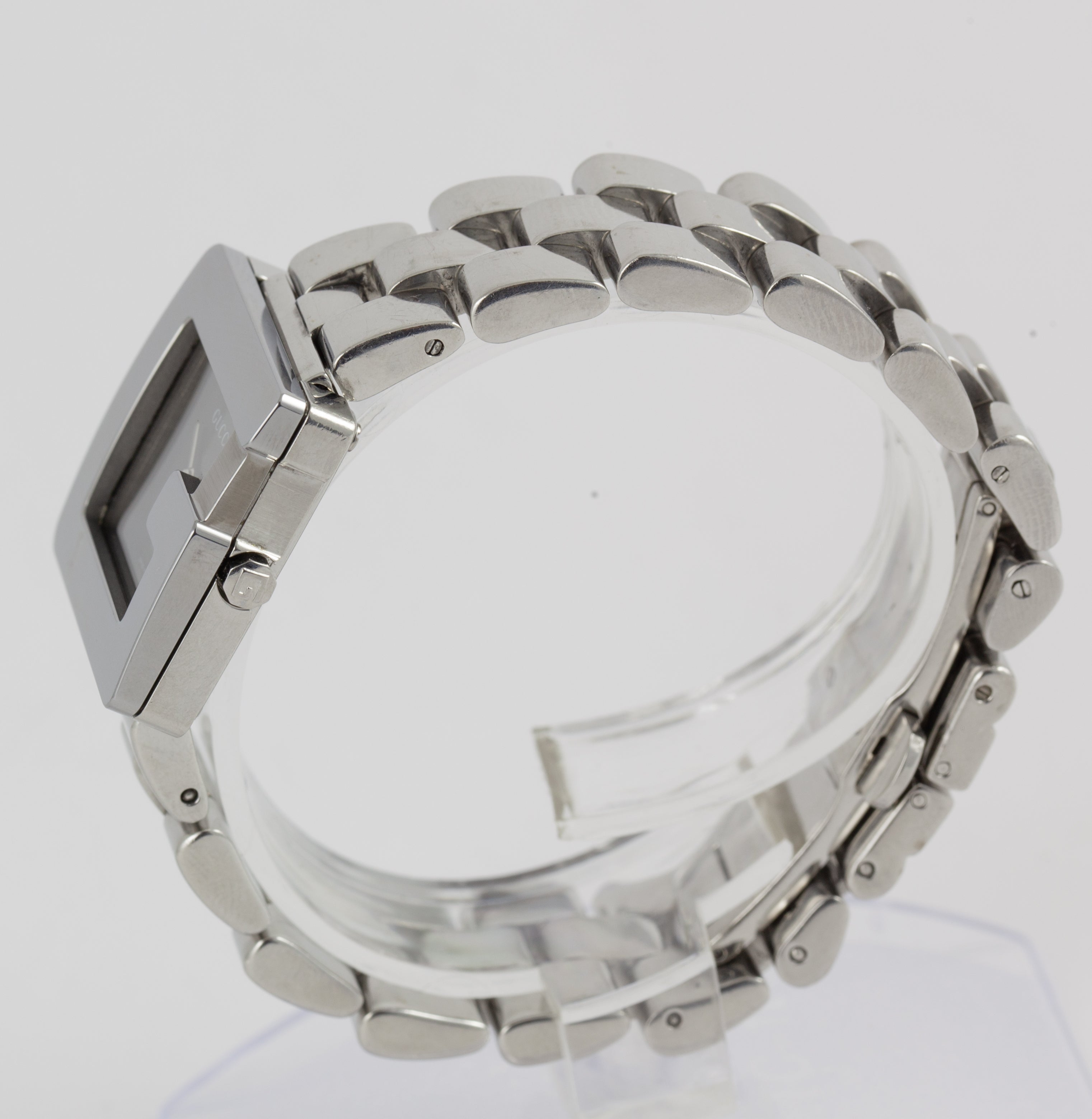 Gucci G Logo Square Face Steel Ref: 3600J