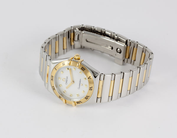 Omega Constellation Quartz MOP Dial Ref: 1371.71.00